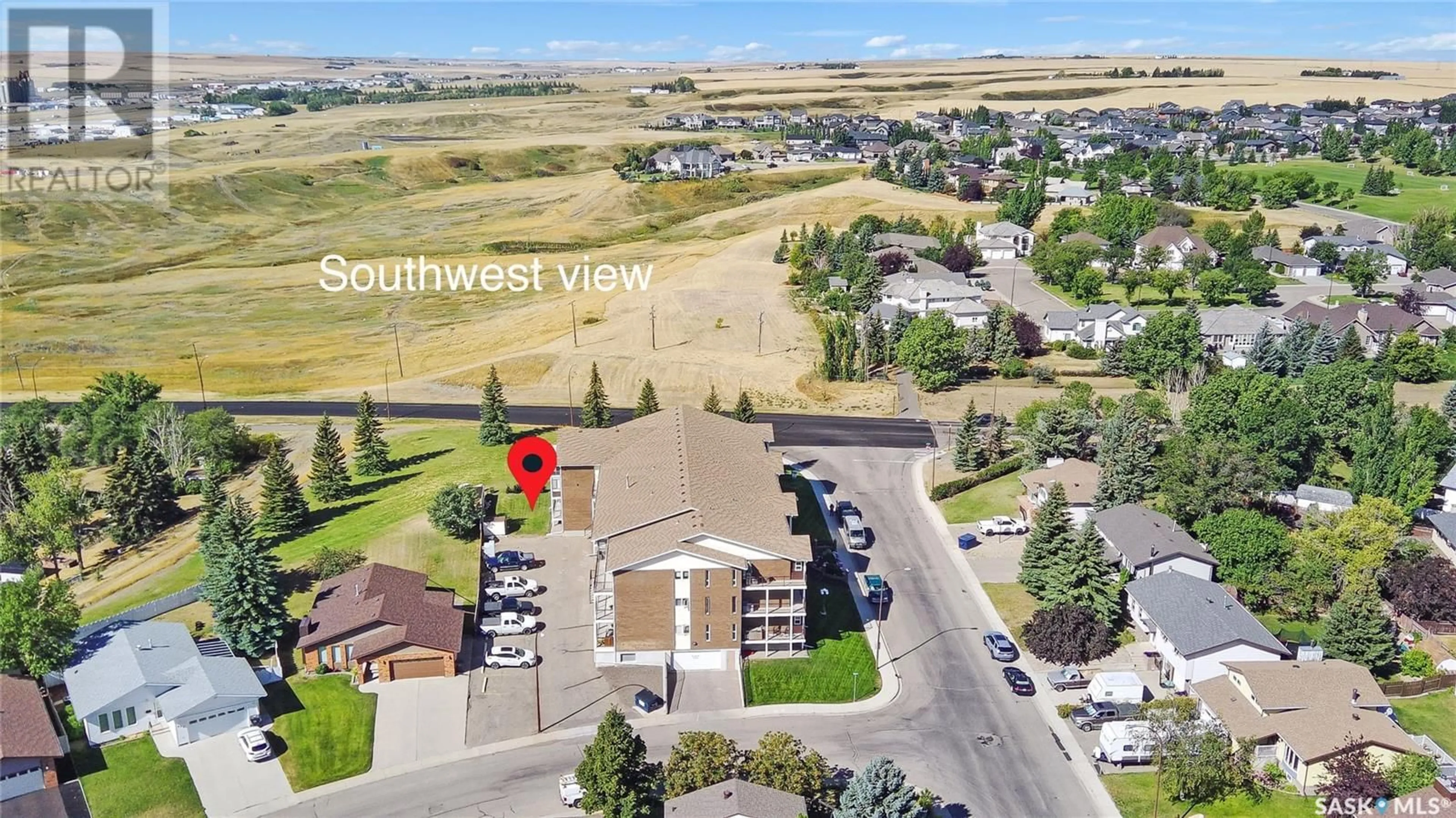 A pic from exterior of the house or condo, the street view for 103 453 Walsh TRAIL, Swift Current Saskatchewan S9H4Z8