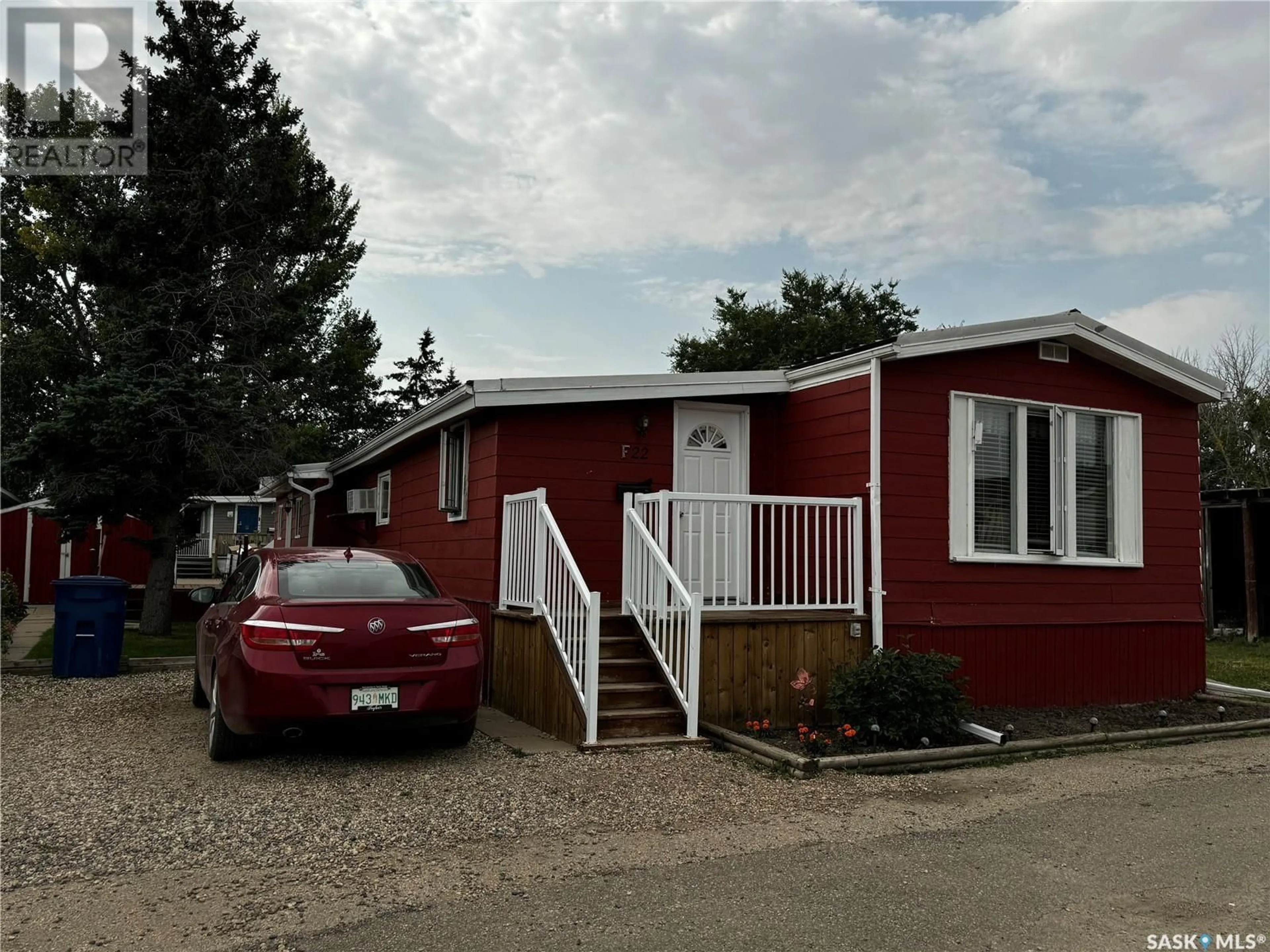 A pic from exterior of the house or condo for F22 Prairie Oasis Trailer COURT, Moose Jaw Saskatchewan S6H7H9