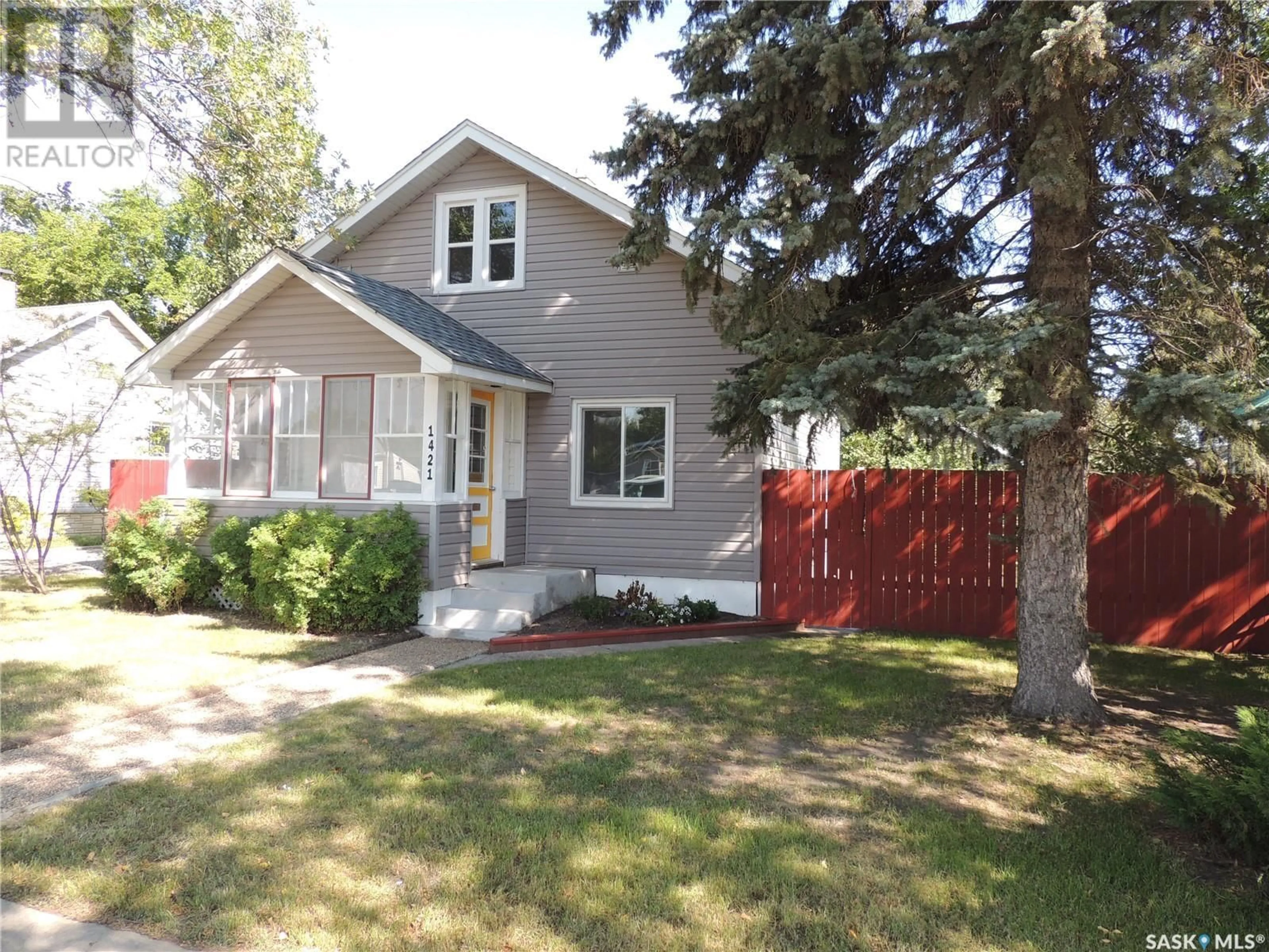 Frontside or backside of a home for 1421 4th STREET, Estevan Saskatchewan S4A0X3