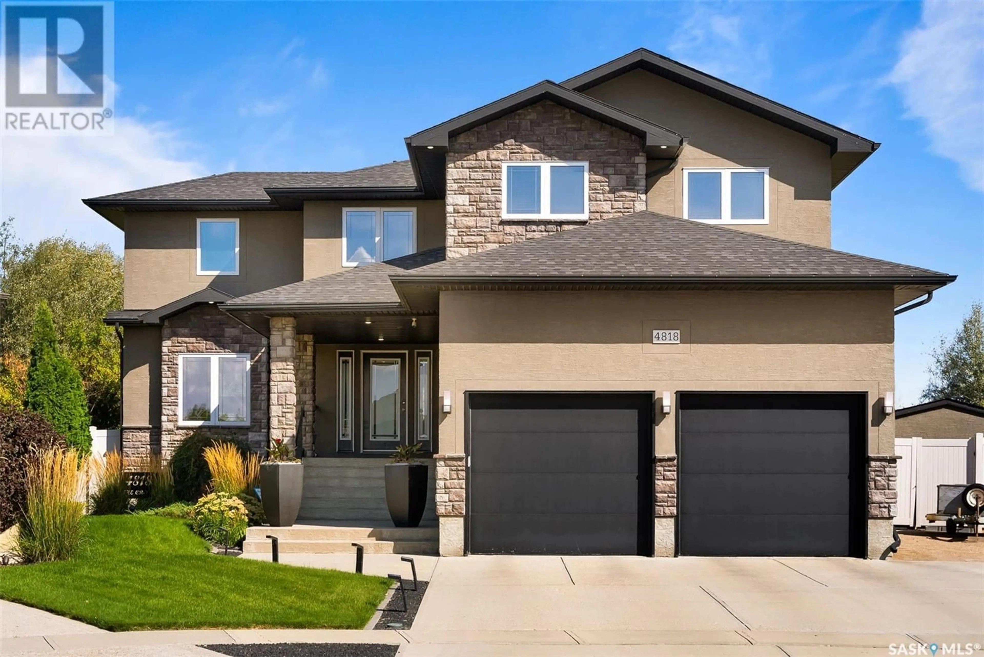 Frontside or backside of a home for 4818 Sandpiper CRESCENT E, Regina Saskatchewan S4V1M8