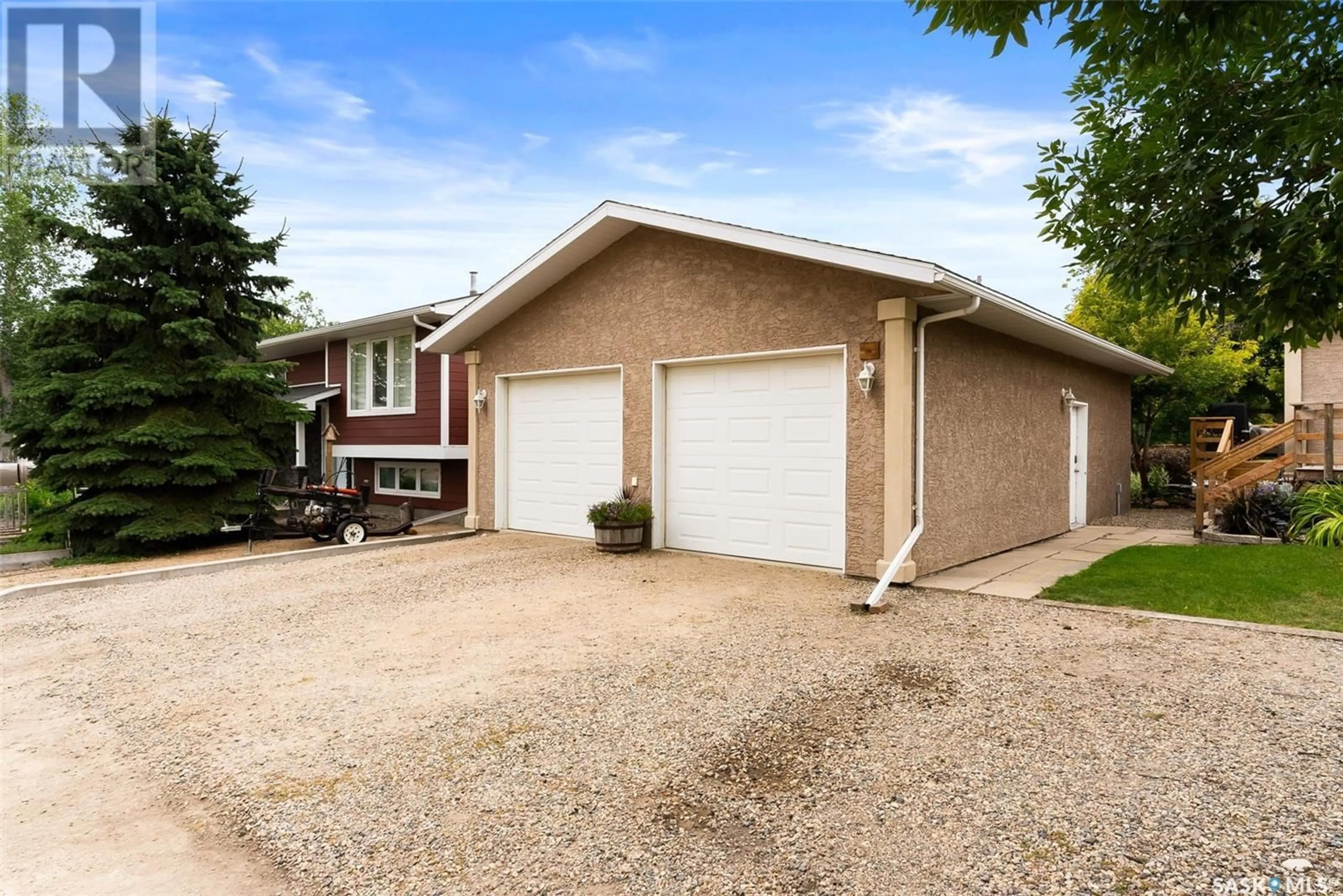 Frontside or backside of a home for 108 Miller STREET, Lipton Saskatchewan S0G3B0