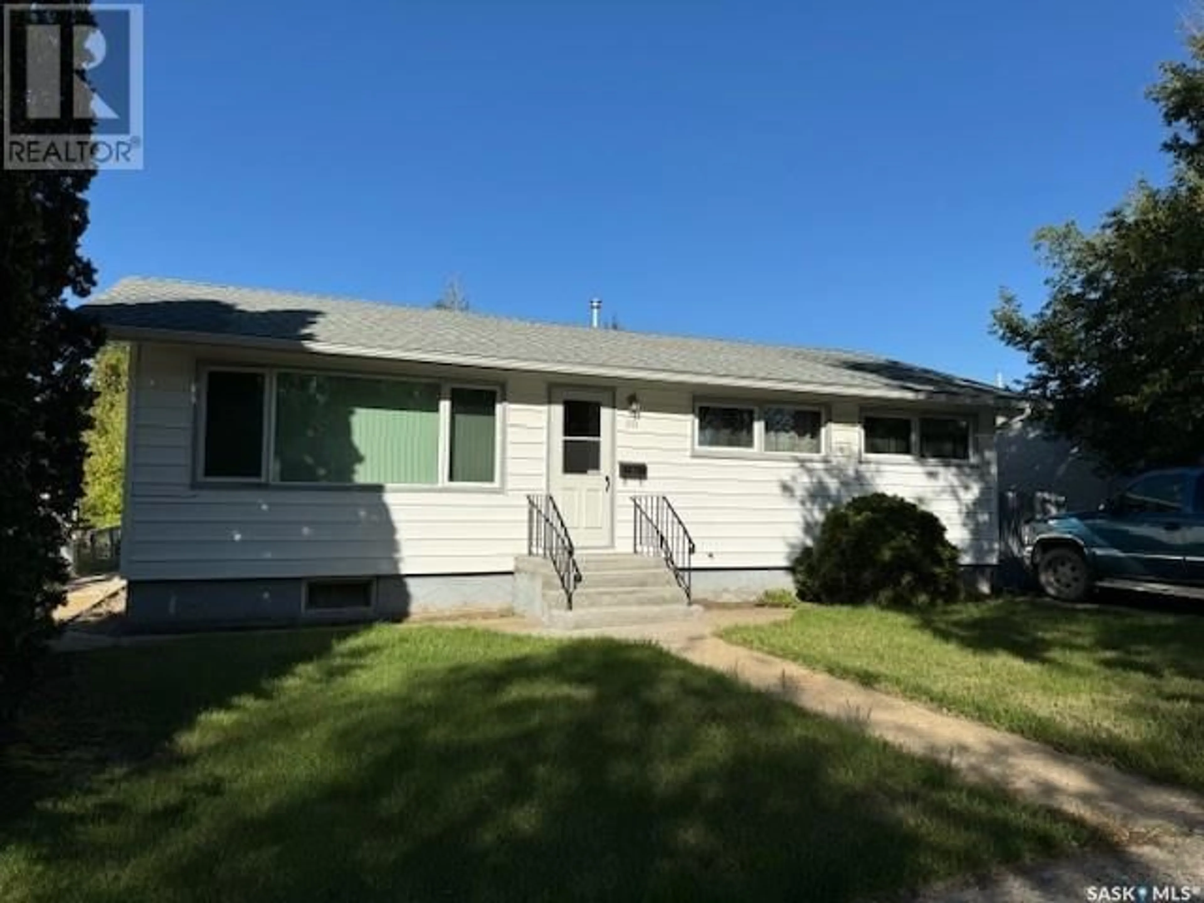 Frontside or backside of a home for 1171 109th STREET, North Battleford Saskatchewan S9A2E6