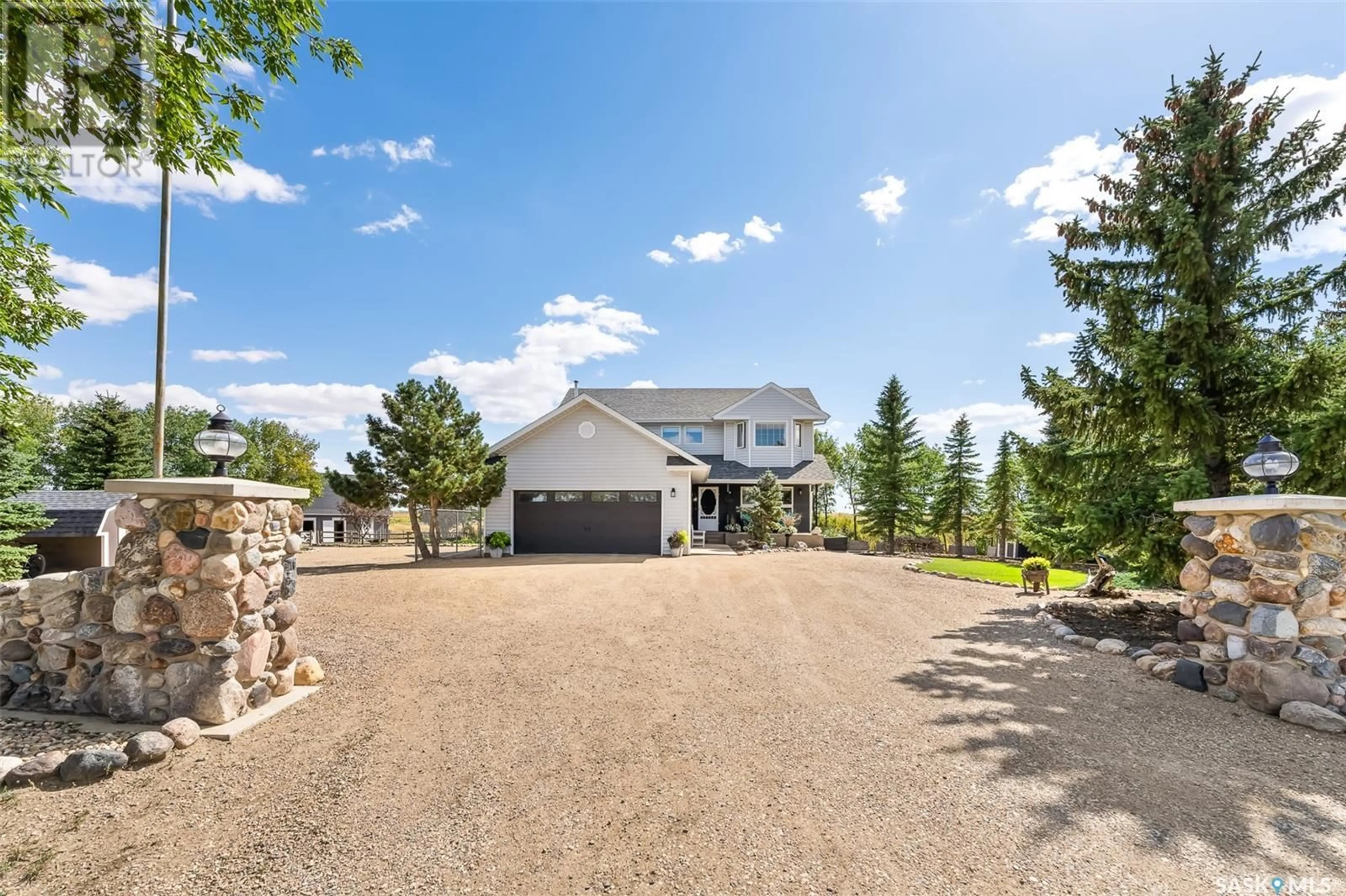 Outside view for Veillard/Sargent Acreage RM Moose Jaw 16, Moose Jaw Rm No. 161 Saskatchewan S0H0N0