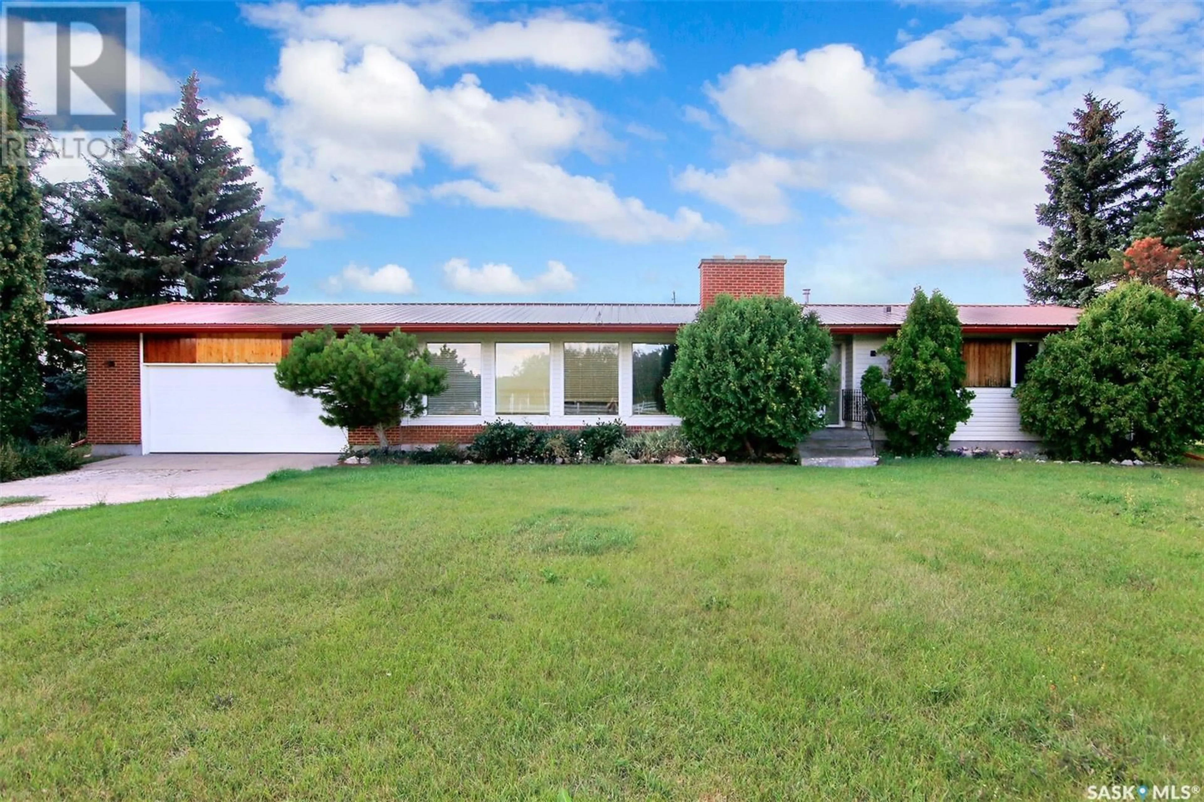 Frontside or backside of a home for Flett's Acreage, North Qu'Appelle Rm No. 187 Saskatchewan S0G1S0