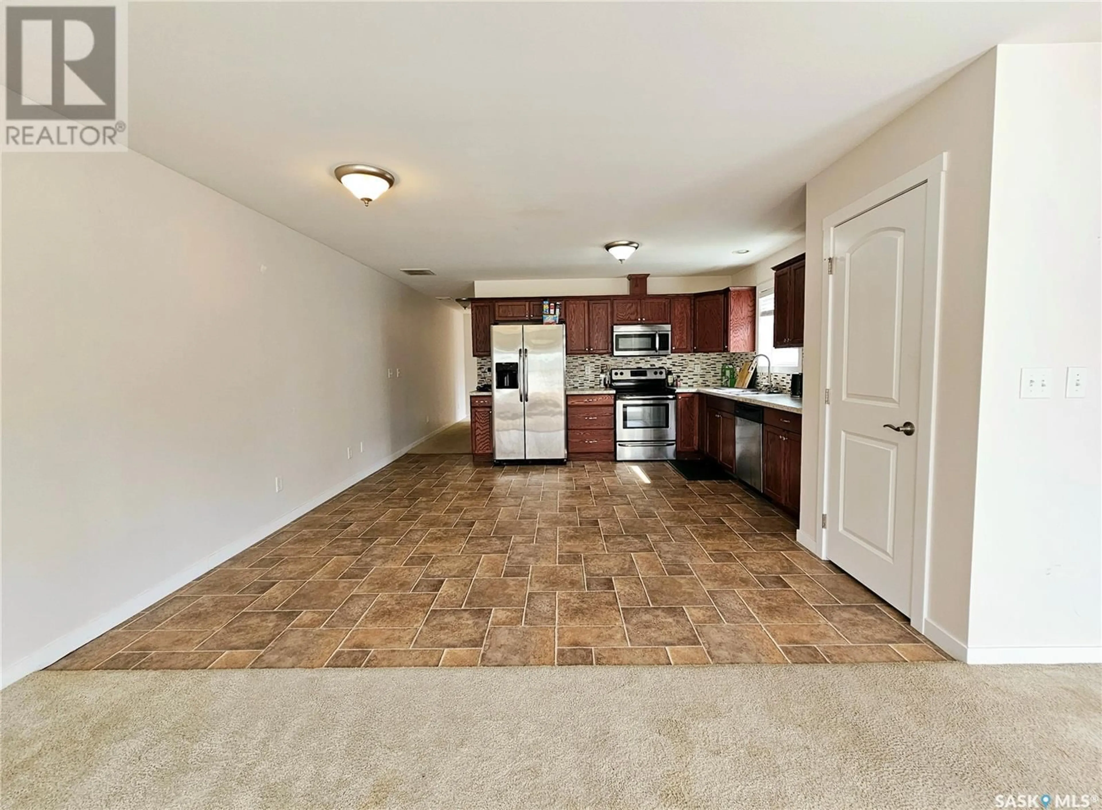 A pic of a room, wood floors for 37 4th AVENUE SE, Swift Current Saskatchewan S9H3L1