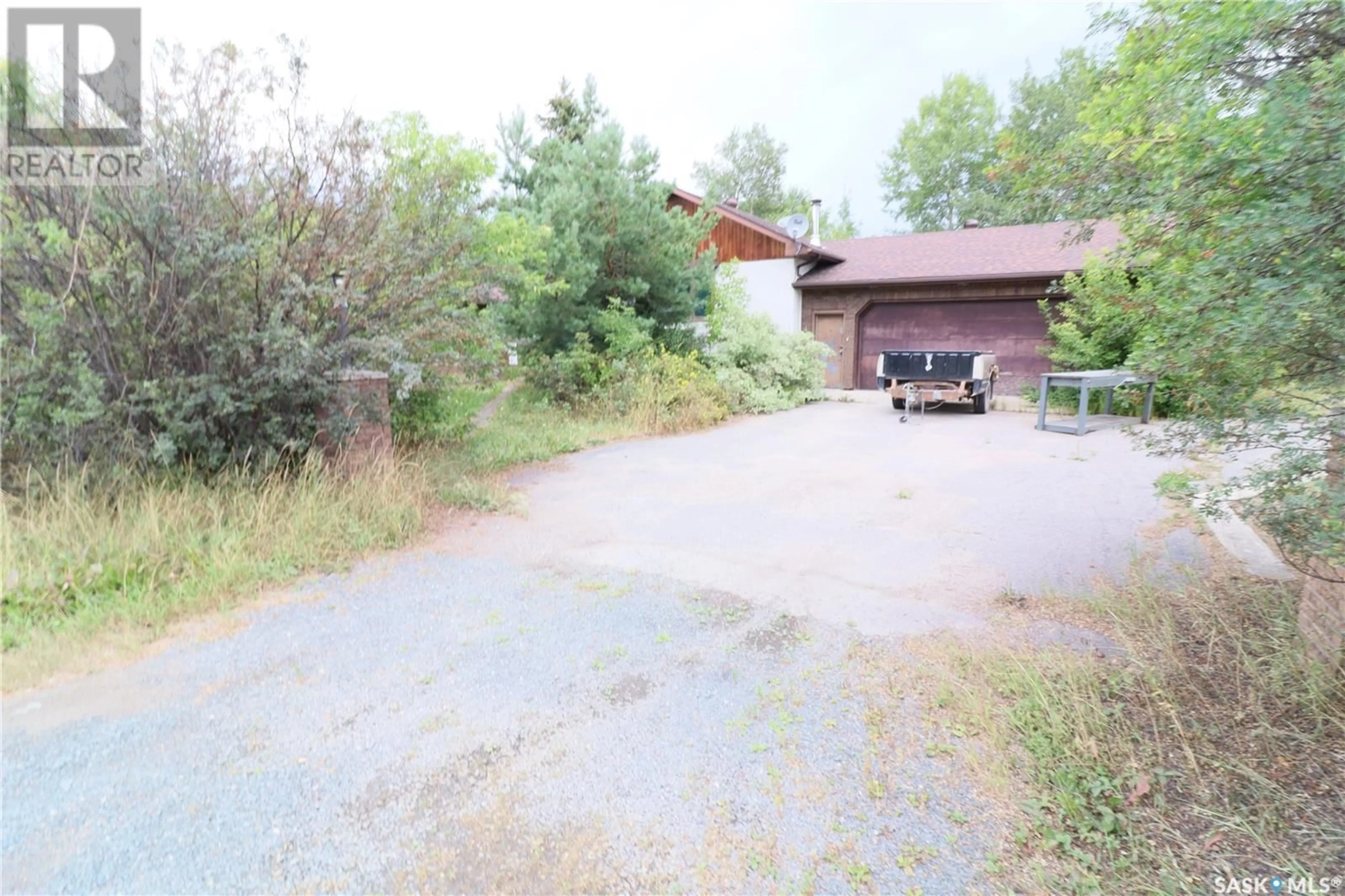 Outside view for 428 10th AVENUE, Denare Beach Saskatchewan S0P0B0