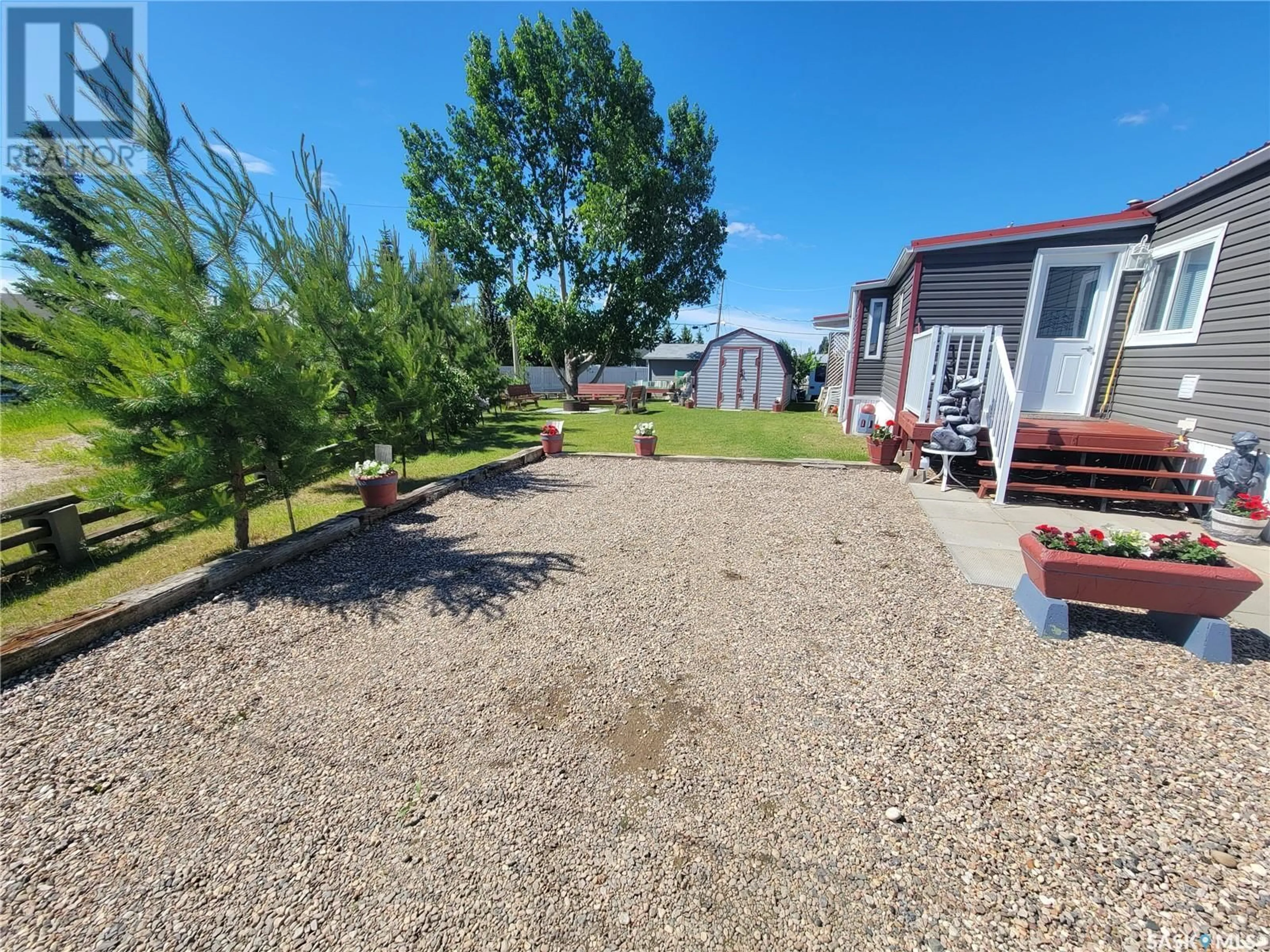 Shed for 8 Mirror PLACE, Macklin Saskatchewan S0L2C0