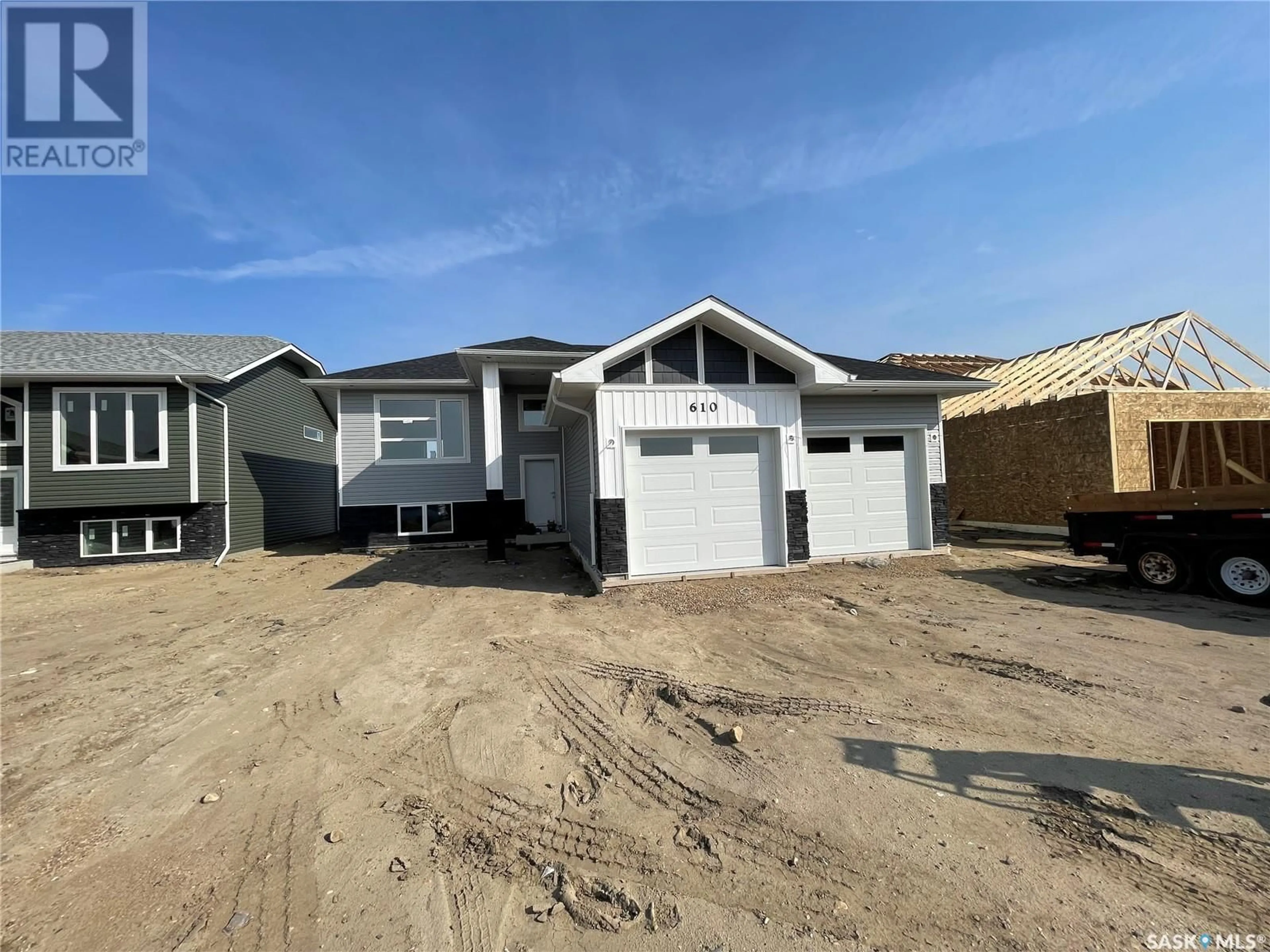 Frontside or backside of a home for 612 Weir CRESCENT, Warman Saskatchewan S0K4S4