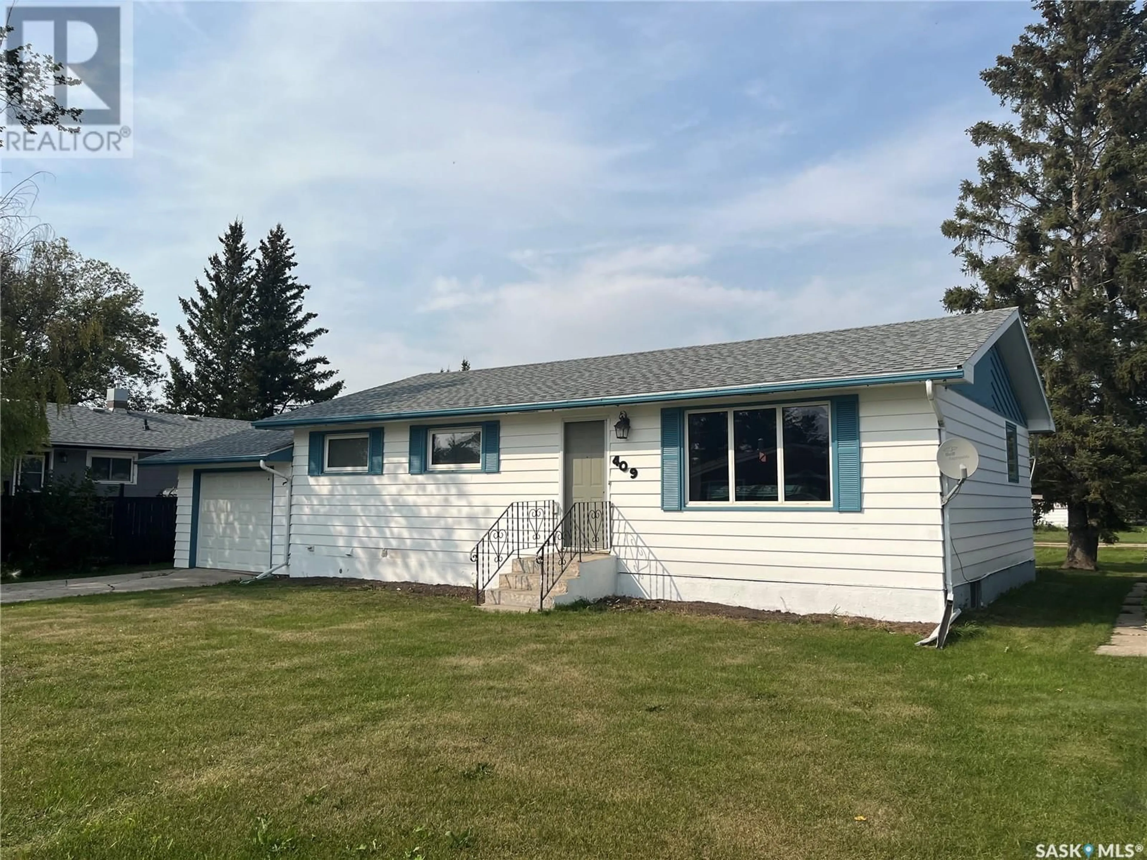 Frontside or backside of a home for 409 Saskatchewan AVENUE, Foam Lake Saskatchewan S0A1A0