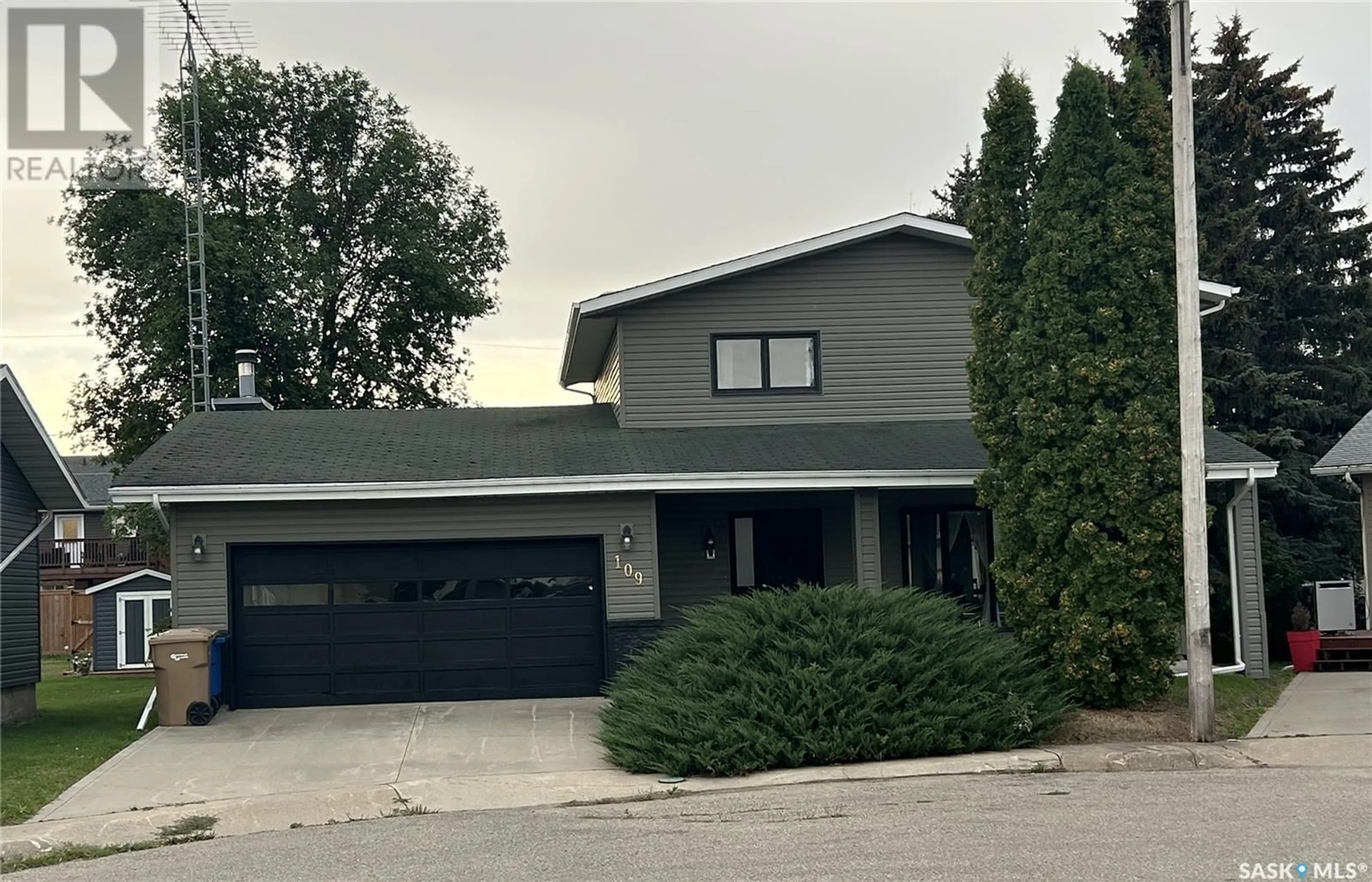 Frontside or backside of a home for 109 Birch PLACE, Shellbrook Saskatchewan S0J2E0