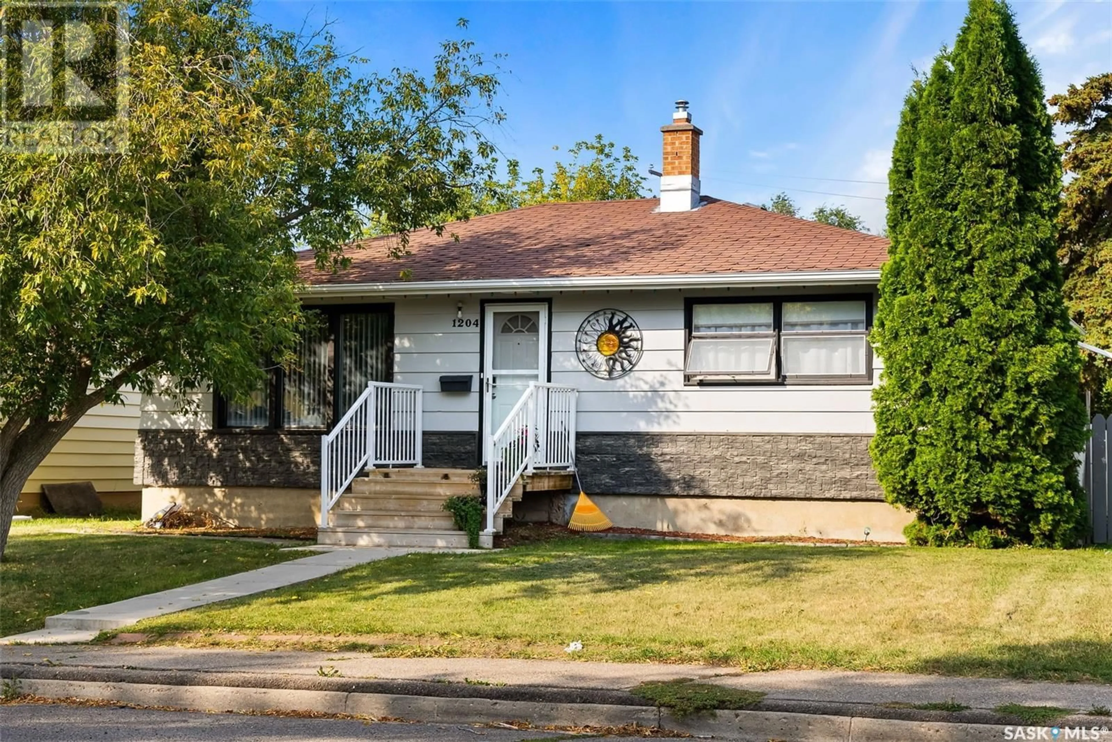 Frontside or backside of a home for 1204 Horace STREET, Regina Saskatchewan S4T5L4