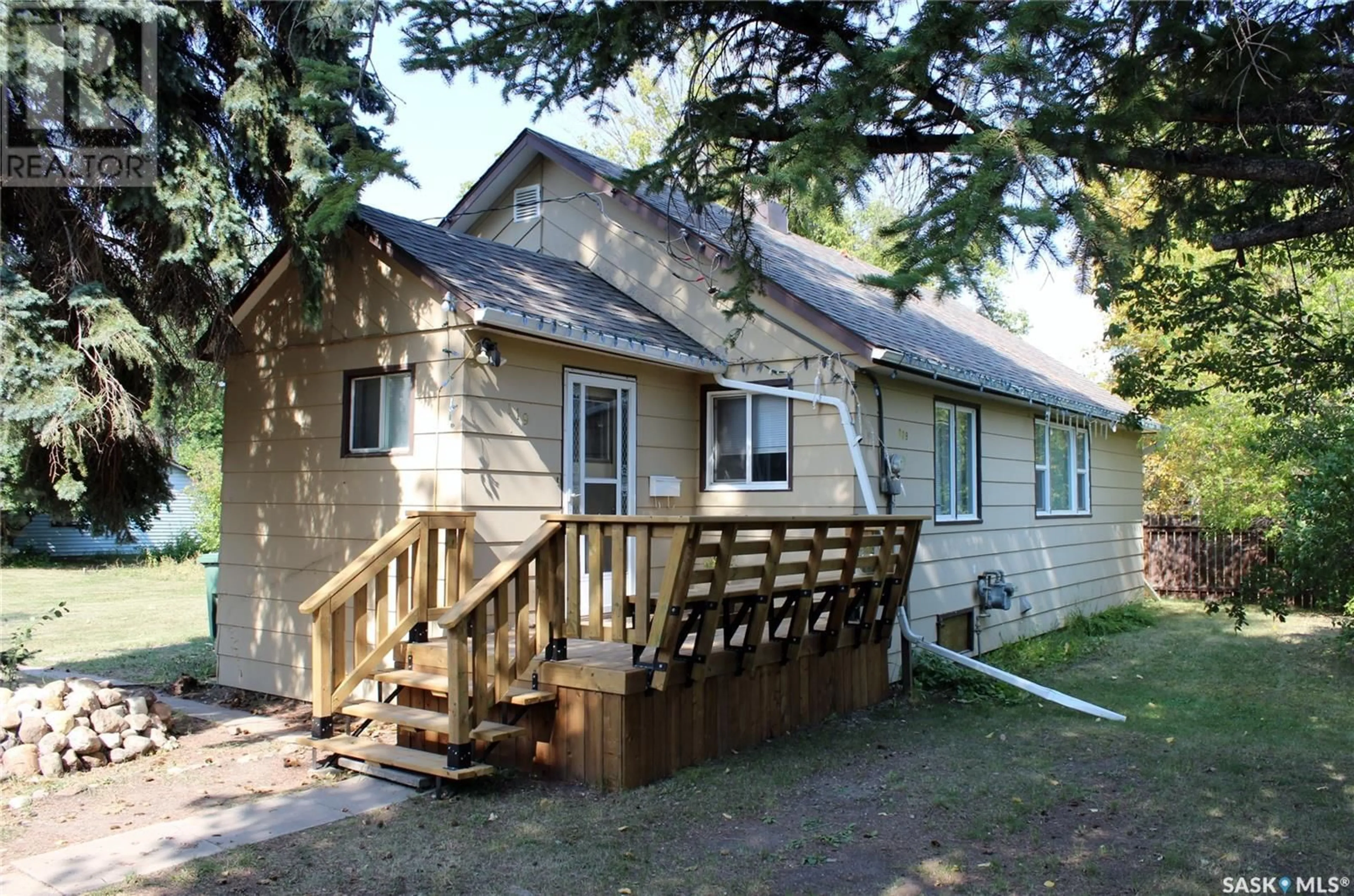 Outside view for 119 1st STREET, Dalmeny Saskatchewan S0K1E0