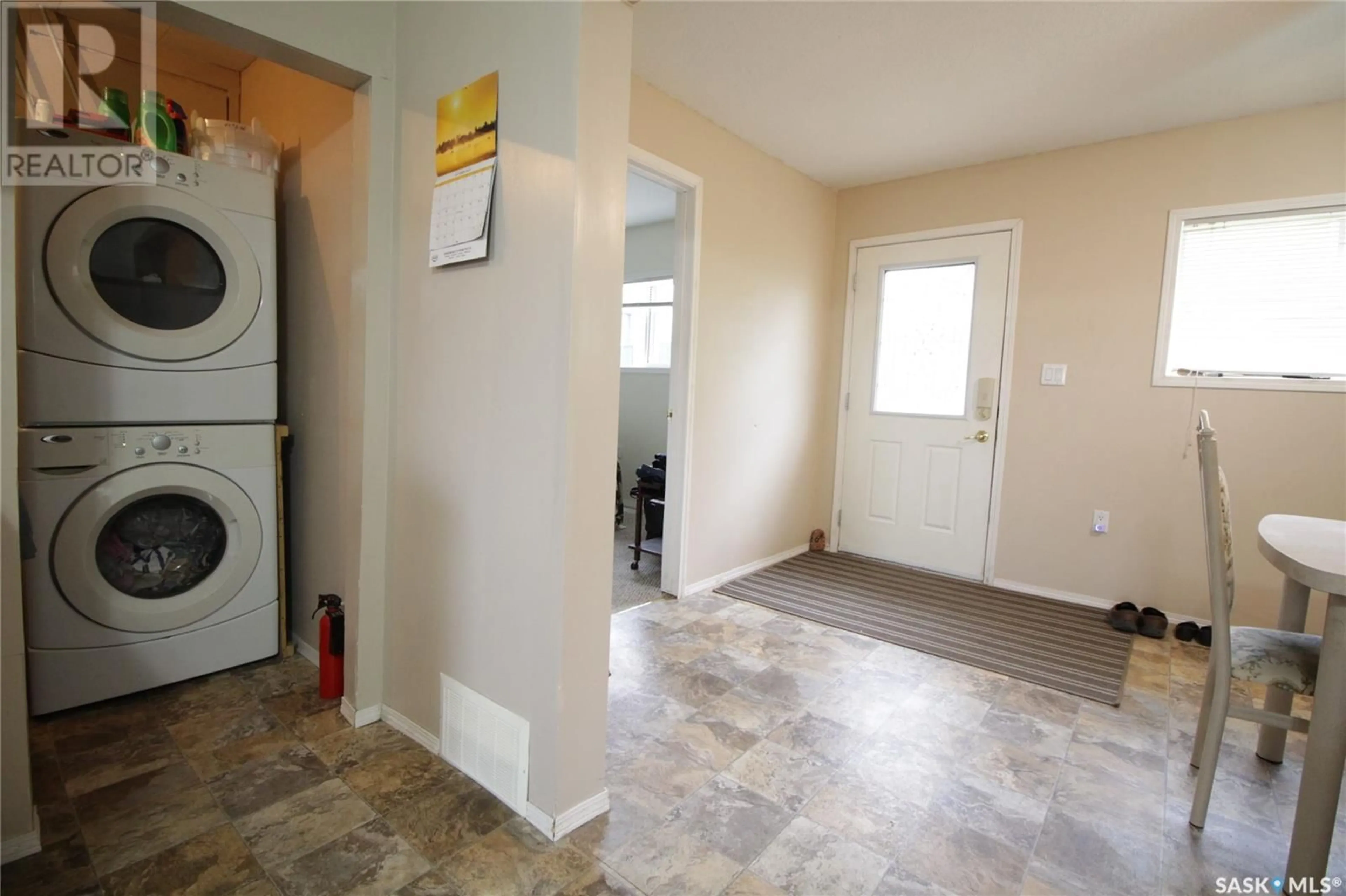 Indoor entryway for 6 ELM AVENUE, Moosomin Regional Park Saskatchewan S0G3N0