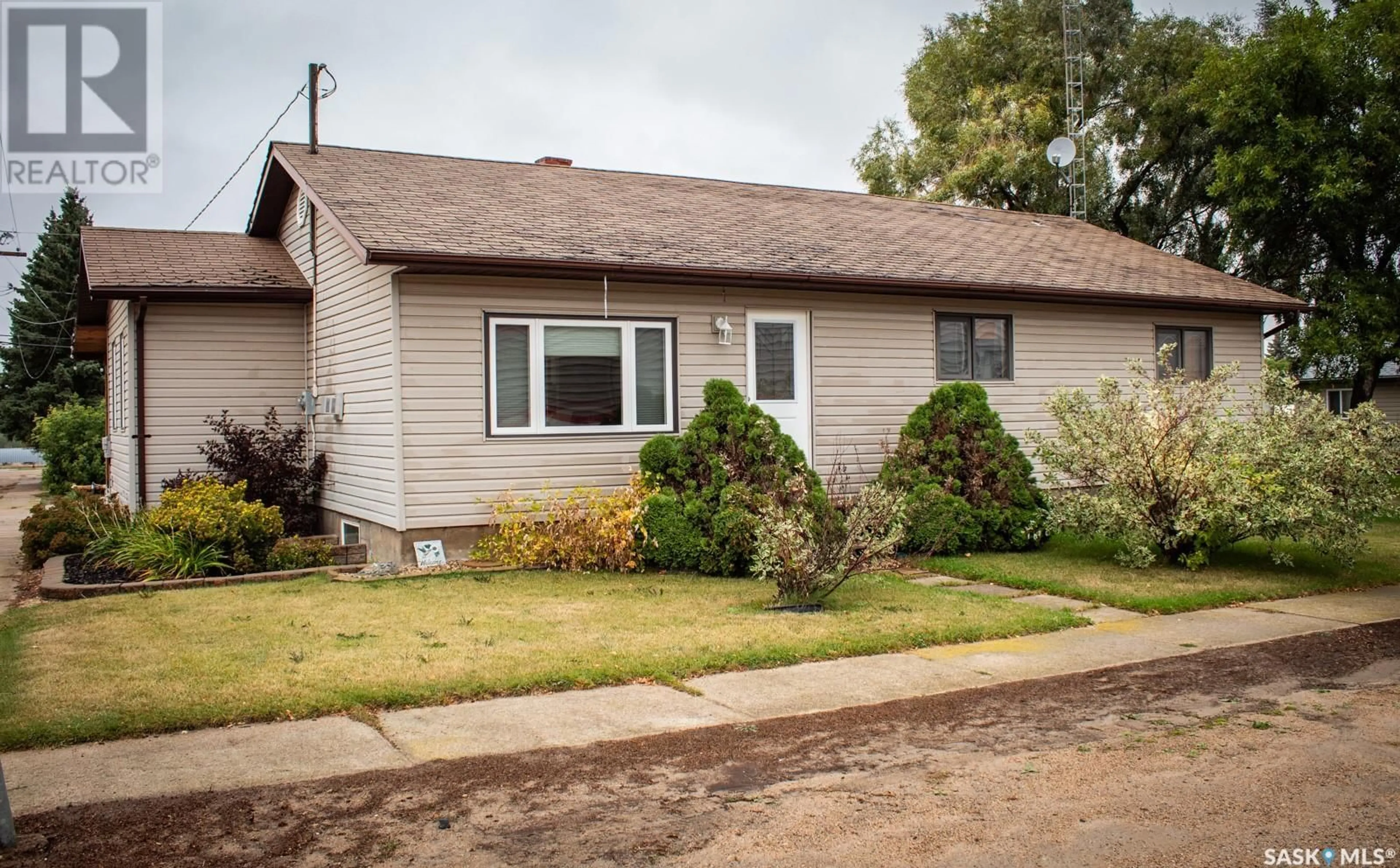 Frontside or backside of a home for 201 3rd AVENUE W, St. Brieux Saskatchewan S0K3V0