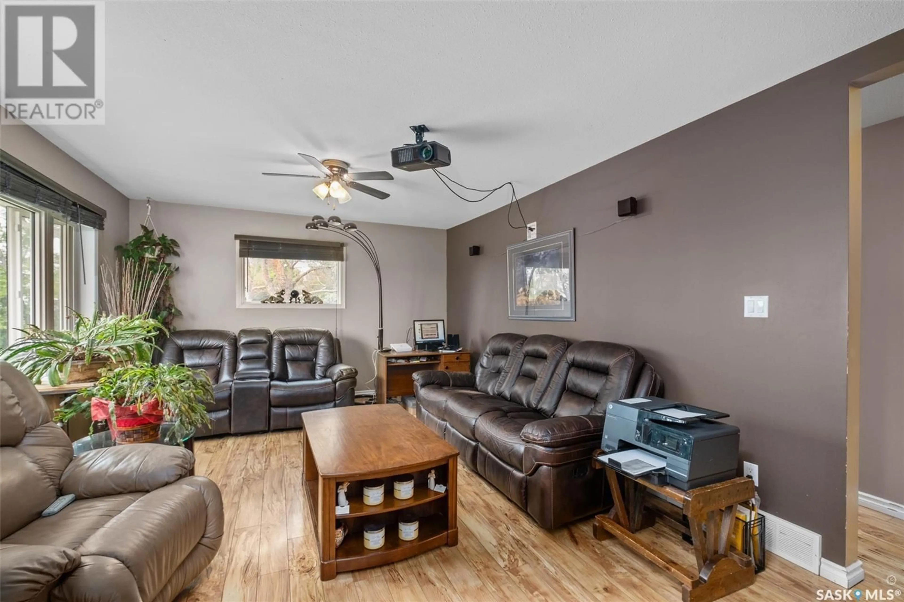 Living room, wood floors for Campbell Road Acreage, Buckland Rm No. 491 Saskatchewan S6V5R3