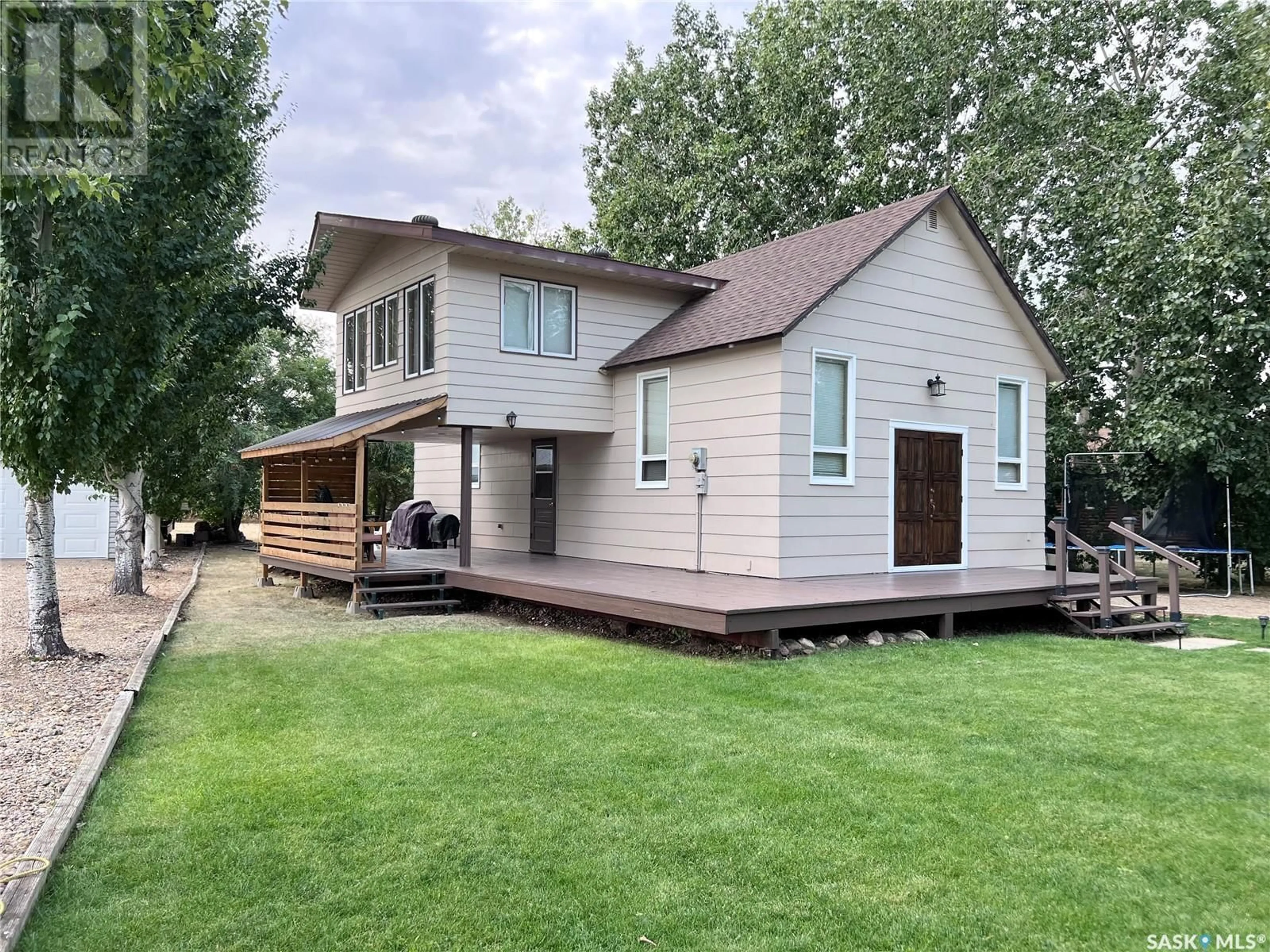 Frontside or backside of a home, cottage for 307 Ruby DRIVE, Hitchcock Bay Saskatchewan S0L0G0