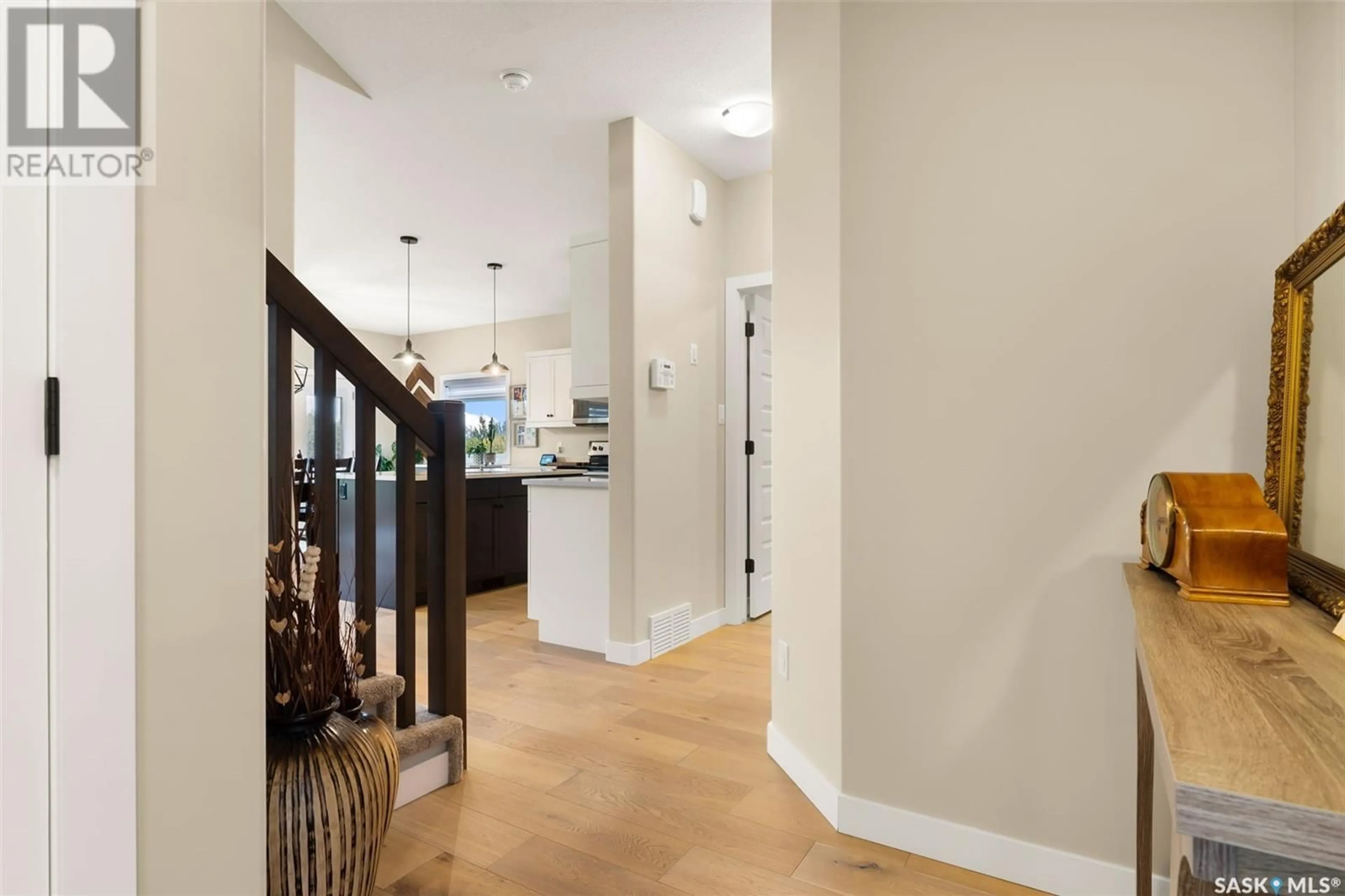 Indoor entryway, wood floors for 7 Stanford ROAD, White City Saskatchewan S4L0C9