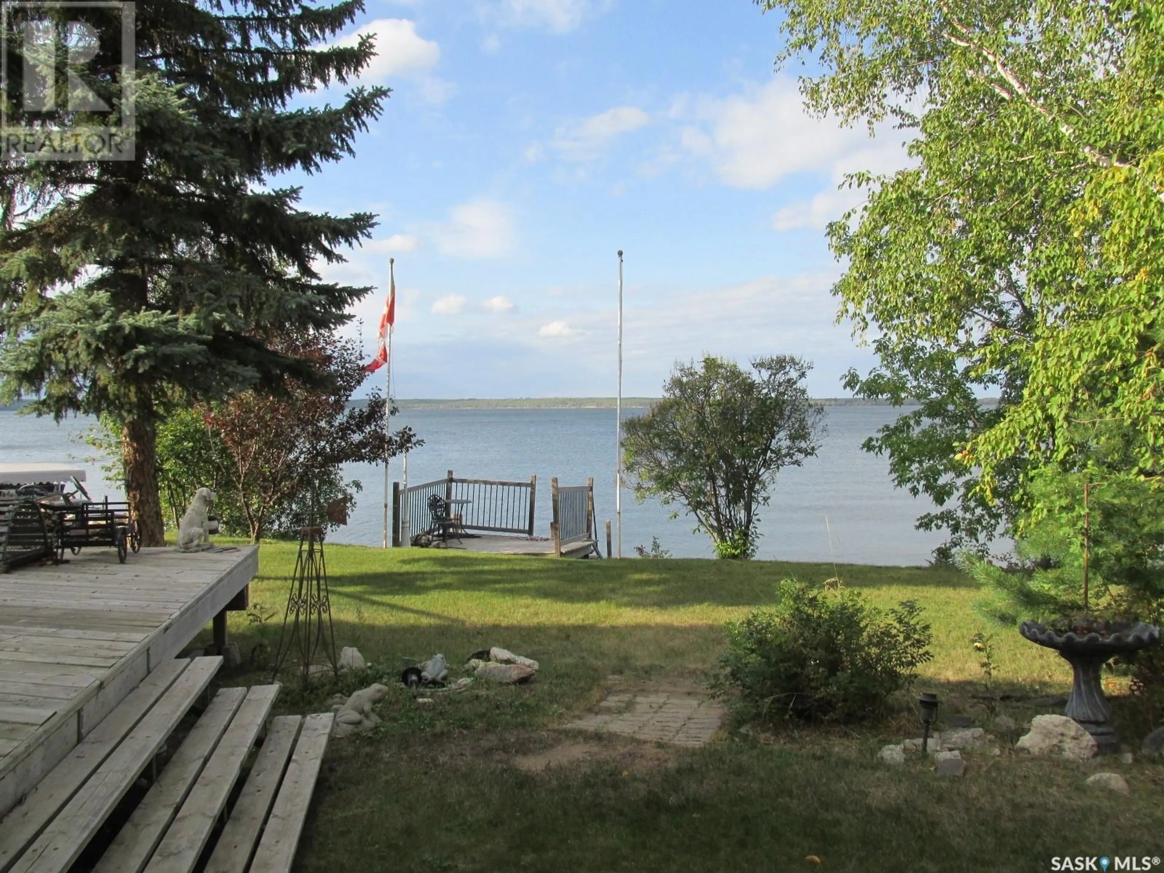 Patio, water/lake/river/ocean view for 1118 Birch AVENUE, Tobin Lake Saskatchewan S0E1E0