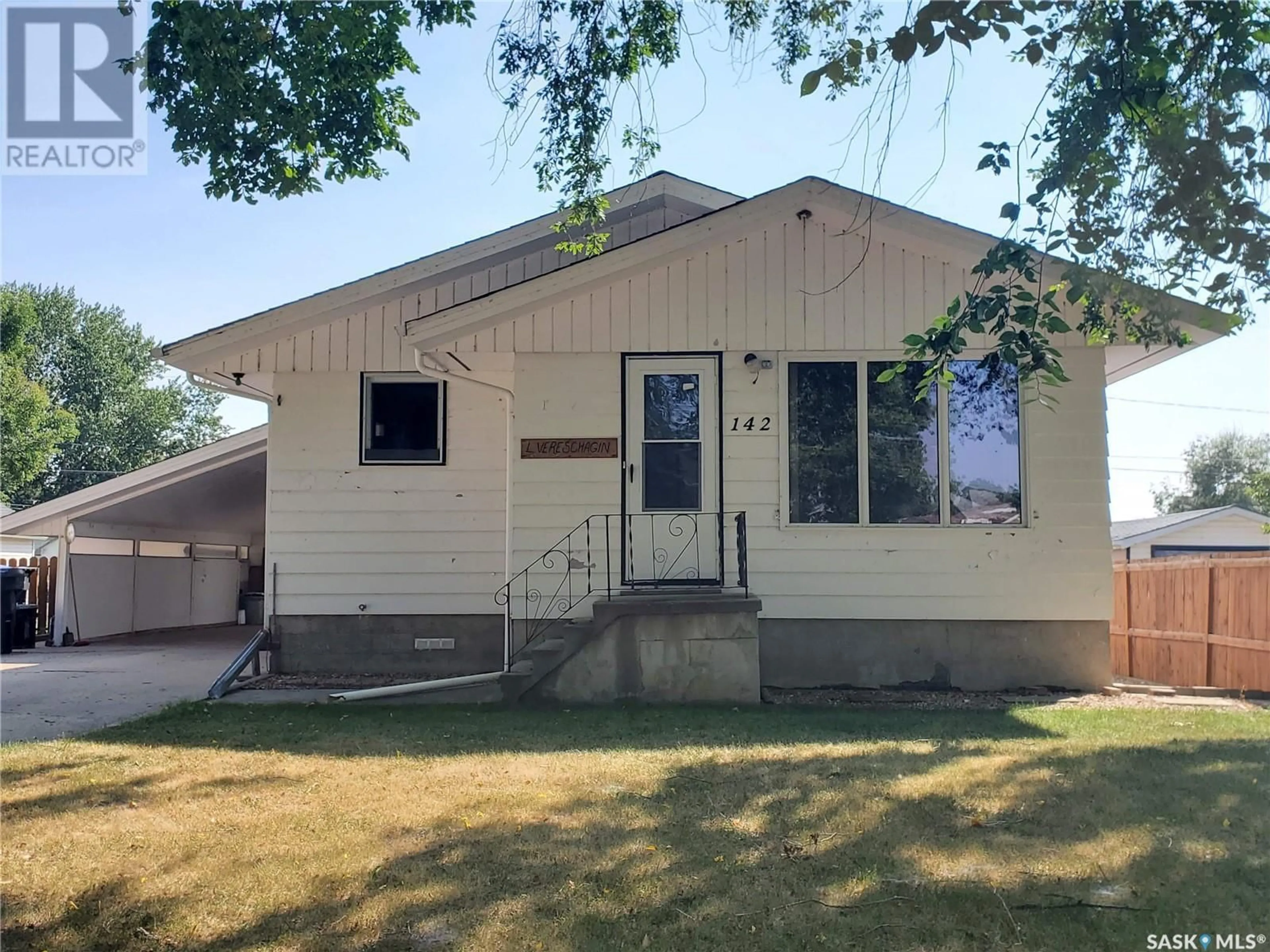 Frontside or backside of a home for 142 Maxwell STREET, Kamsack Saskatchewan S0A1S0