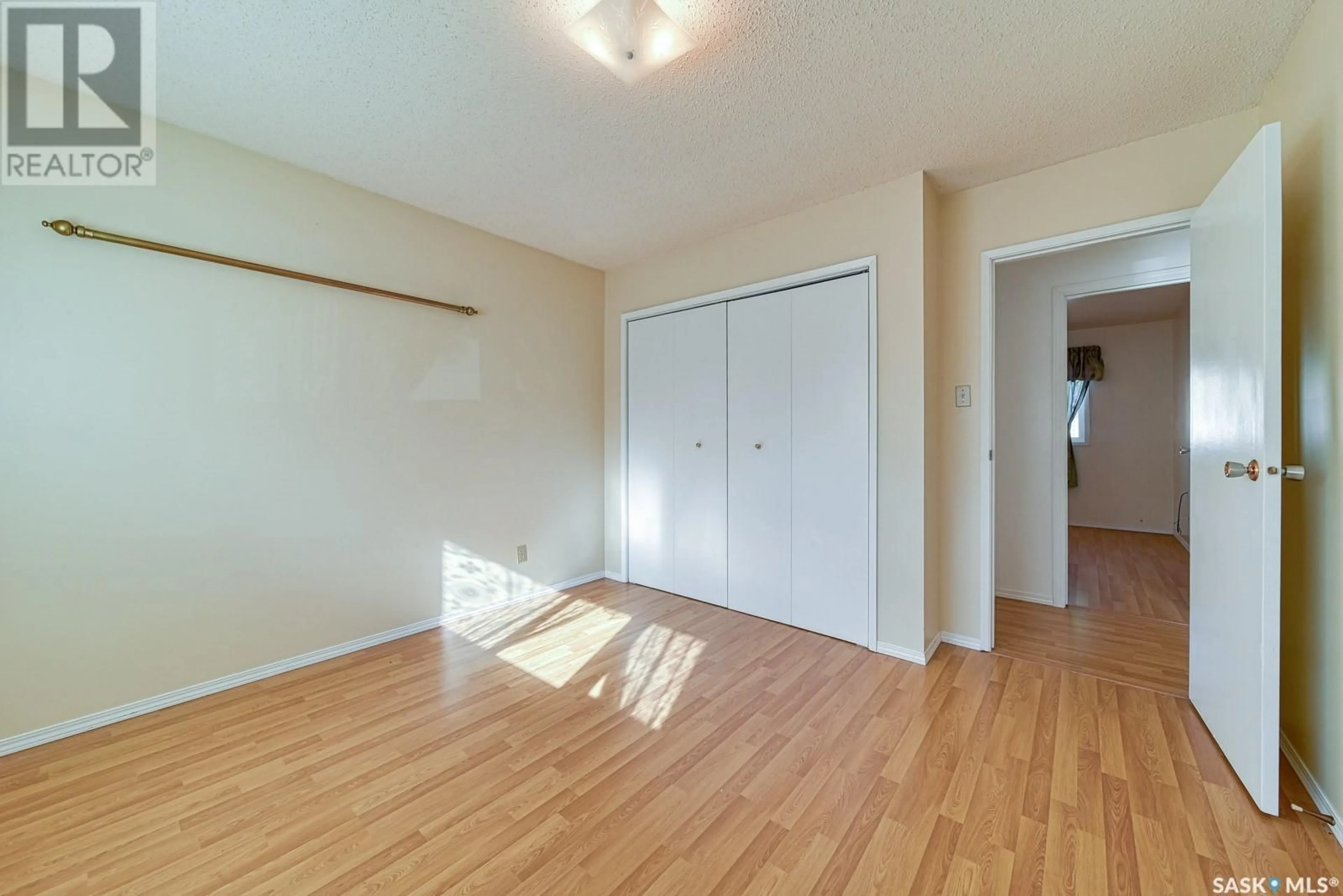 A pic of a room for 97 Edelweiss CRESCENT, Moose Jaw Saskatchewan S6J1E5