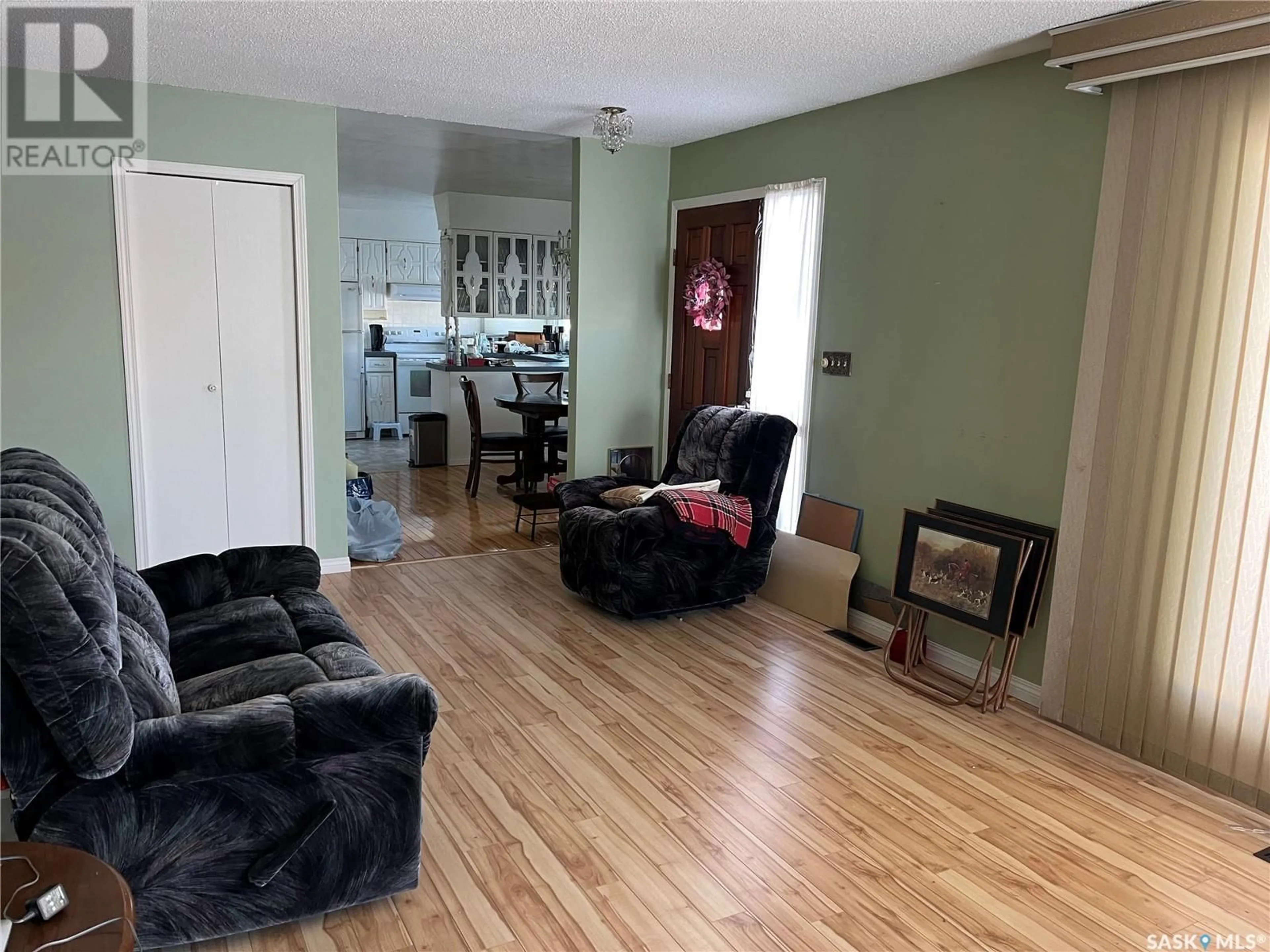 A pic of a room for 702 PORTAGE AVENUE, Wadena Saskatchewan S0A4J0