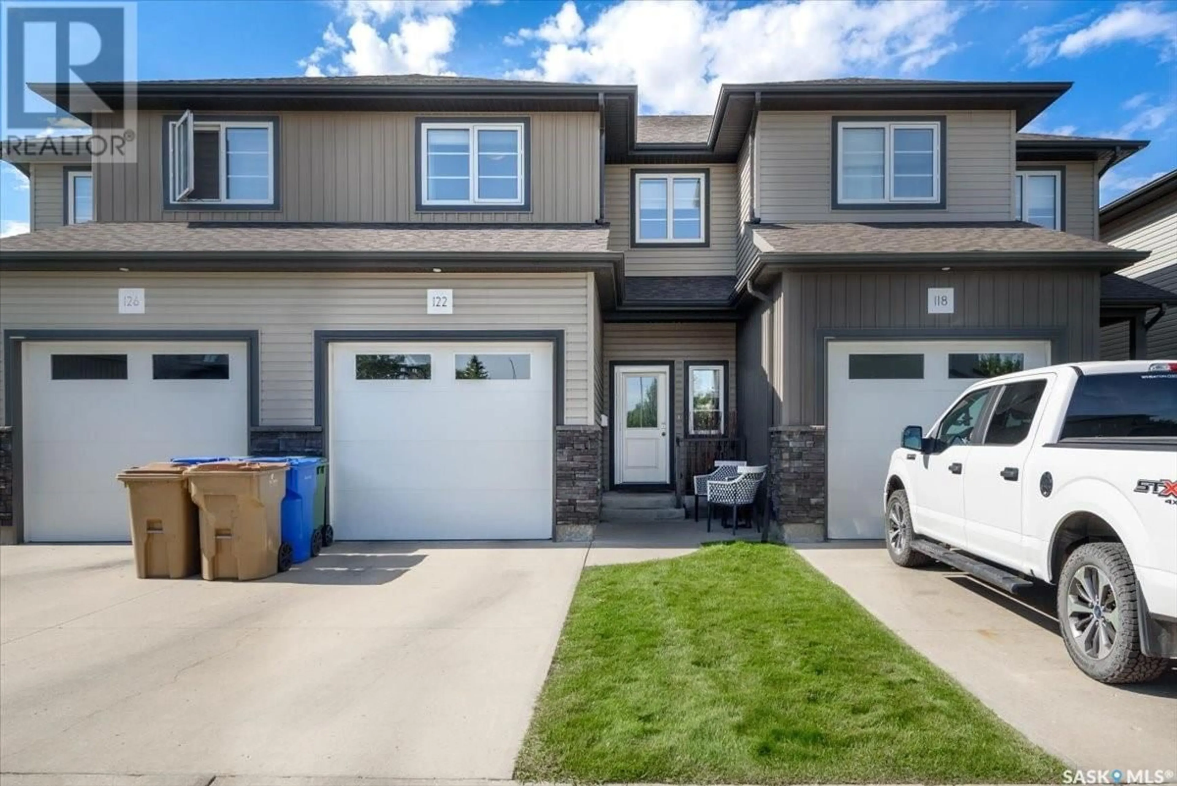 A pic from exterior of the house or condo for 122 DEMARCO POINTE LANE, Regina Saskatchewan S4T1E8