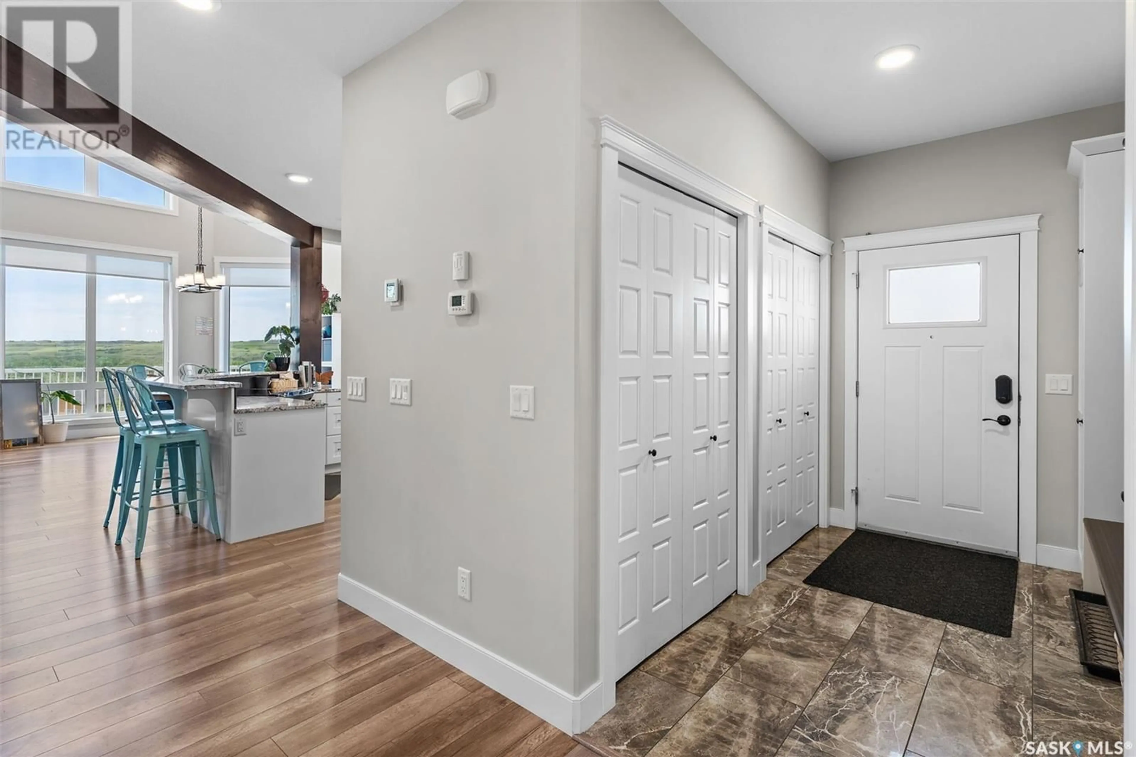 Indoor entryway, wood floors for 446 Saskatchewan ROAD, Sarilia Country Estates Saskatchewan S0K2L0