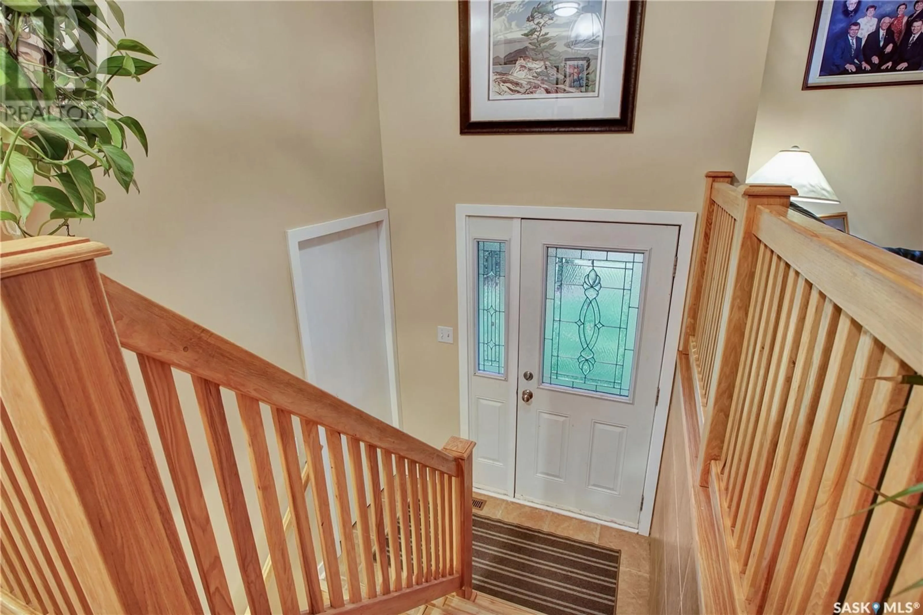 Indoor foyer for 604 5th AVENUE S, Warman Saskatchewan S0K4S0