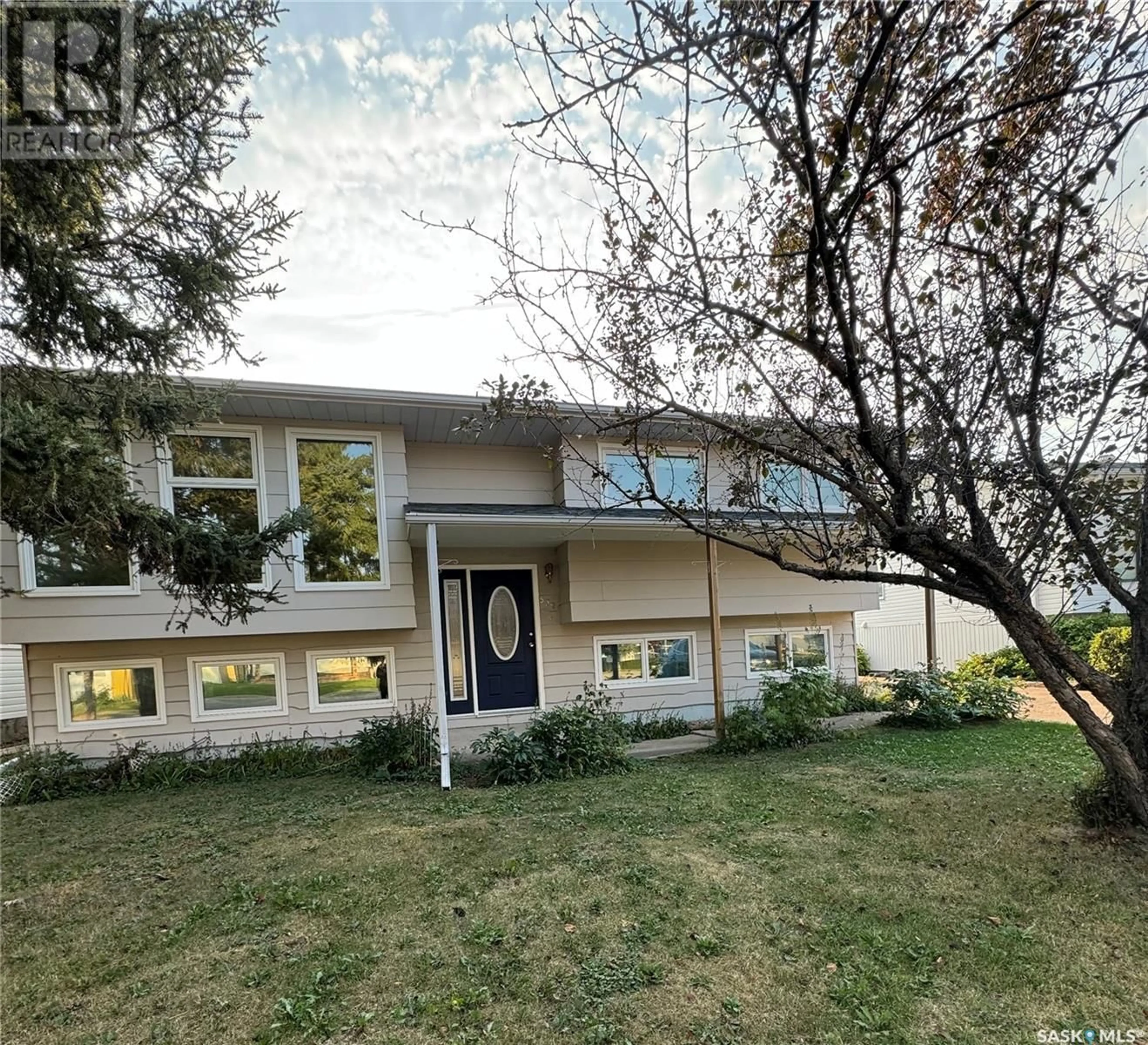 Frontside or backside of a home for 532 Simpson CRESCENT, Hudson Bay Saskatchewan S0E0Y0