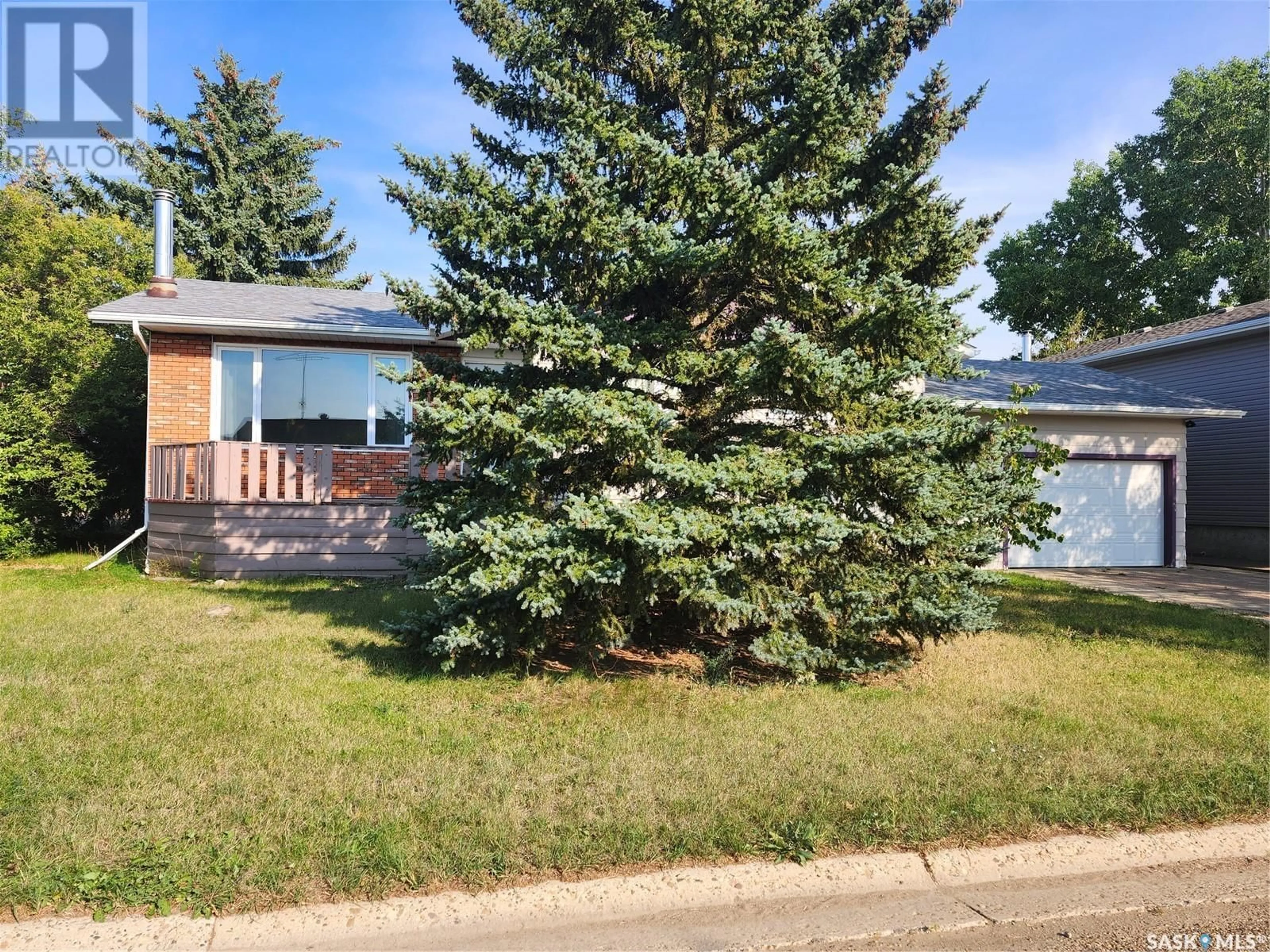 Frontside or backside of a home for 71 Patricia DRIVE, Coronach Saskatchewan S0H0Z0