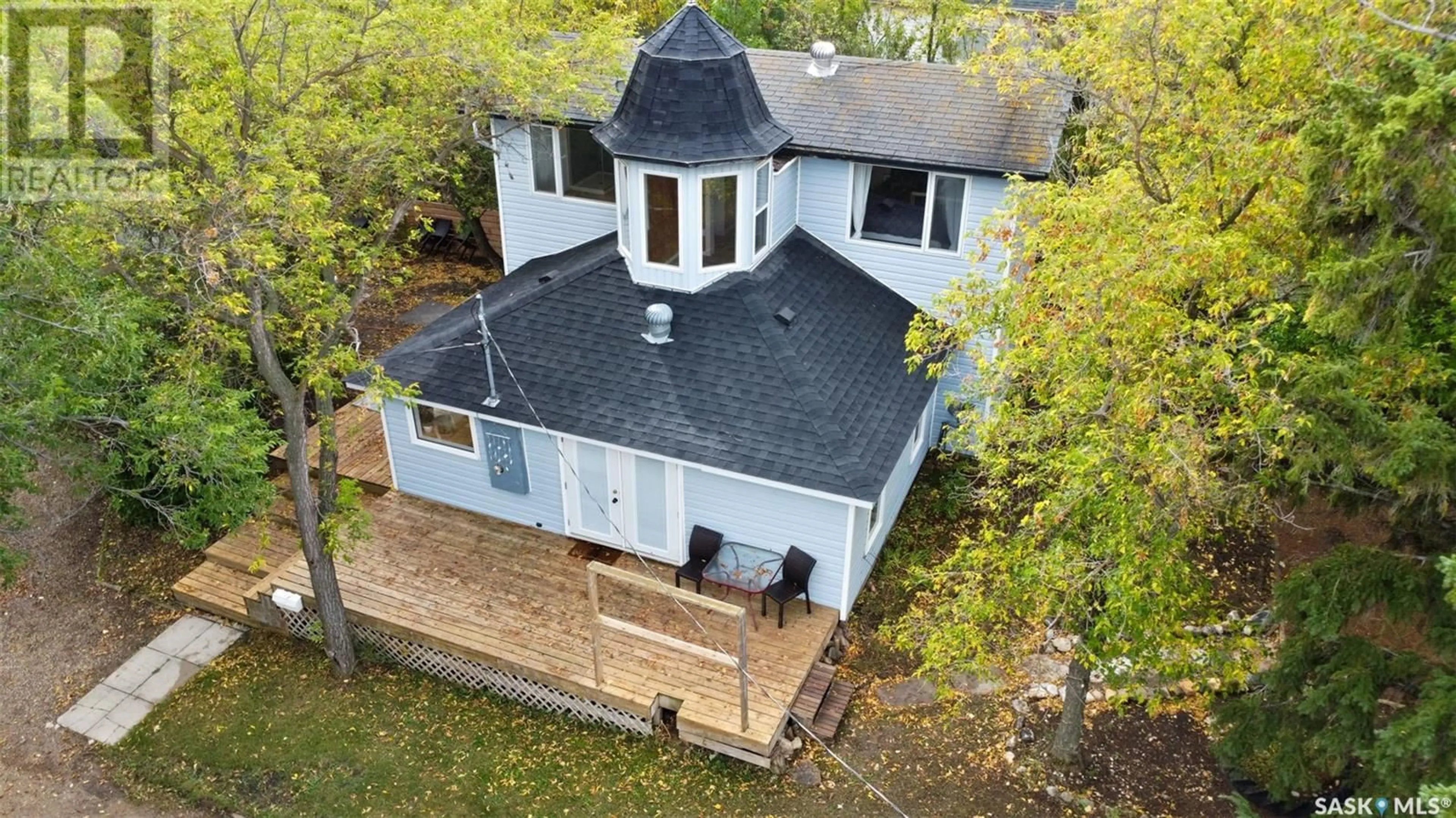 A pic from outside/outdoor area/front of a property/back of a property/a pic from drone, unknown for 101 WILLIAM STREET, Manitou Beach Saskatchewan S0K4T1