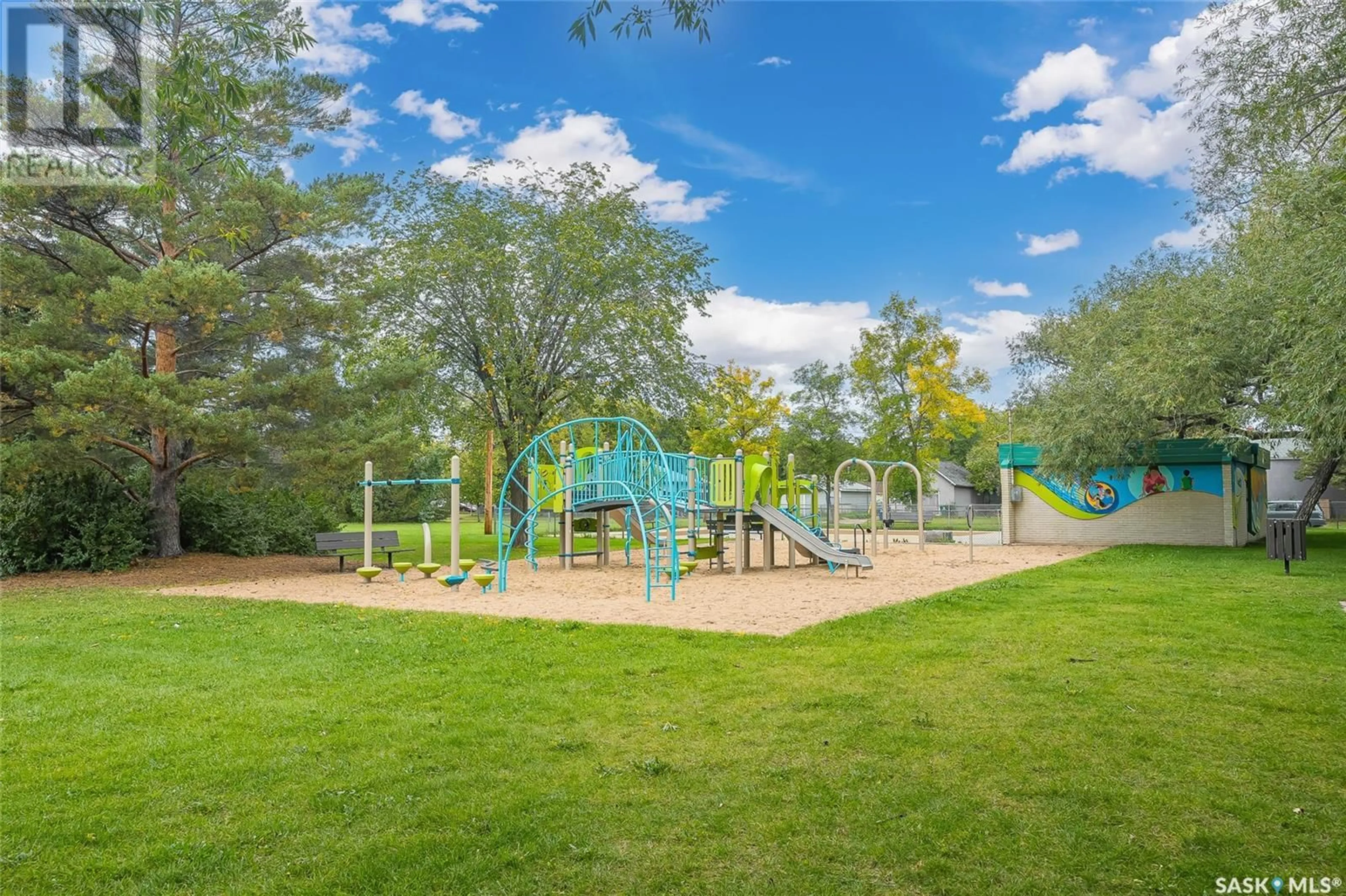 Patio, the fenced backyard for 822 M AVENUE S, Saskatoon Saskatchewan S7M2L5