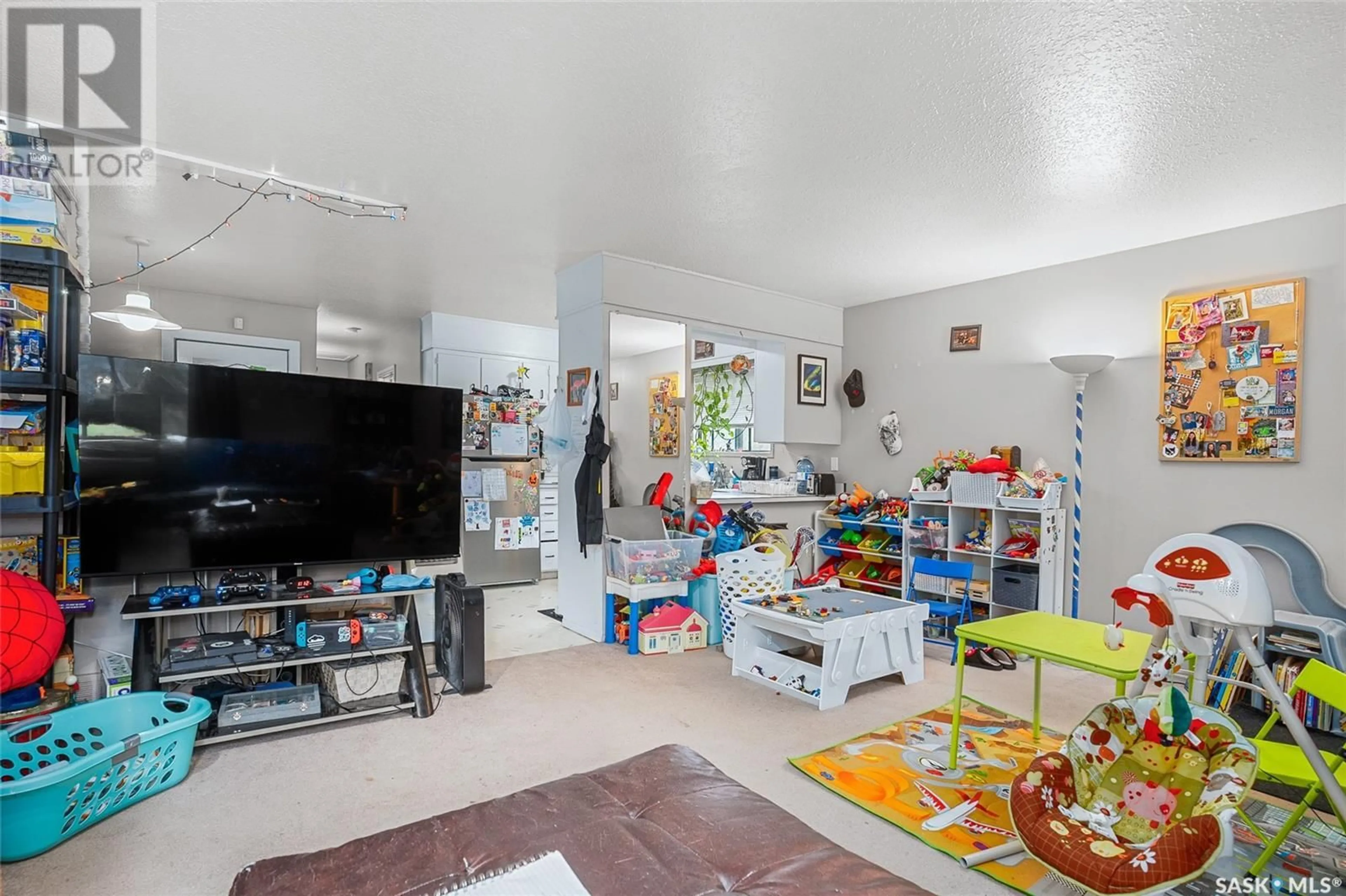 Other indoor space, not visible floor for 822 M AVENUE S, Saskatoon Saskatchewan S7M2L5