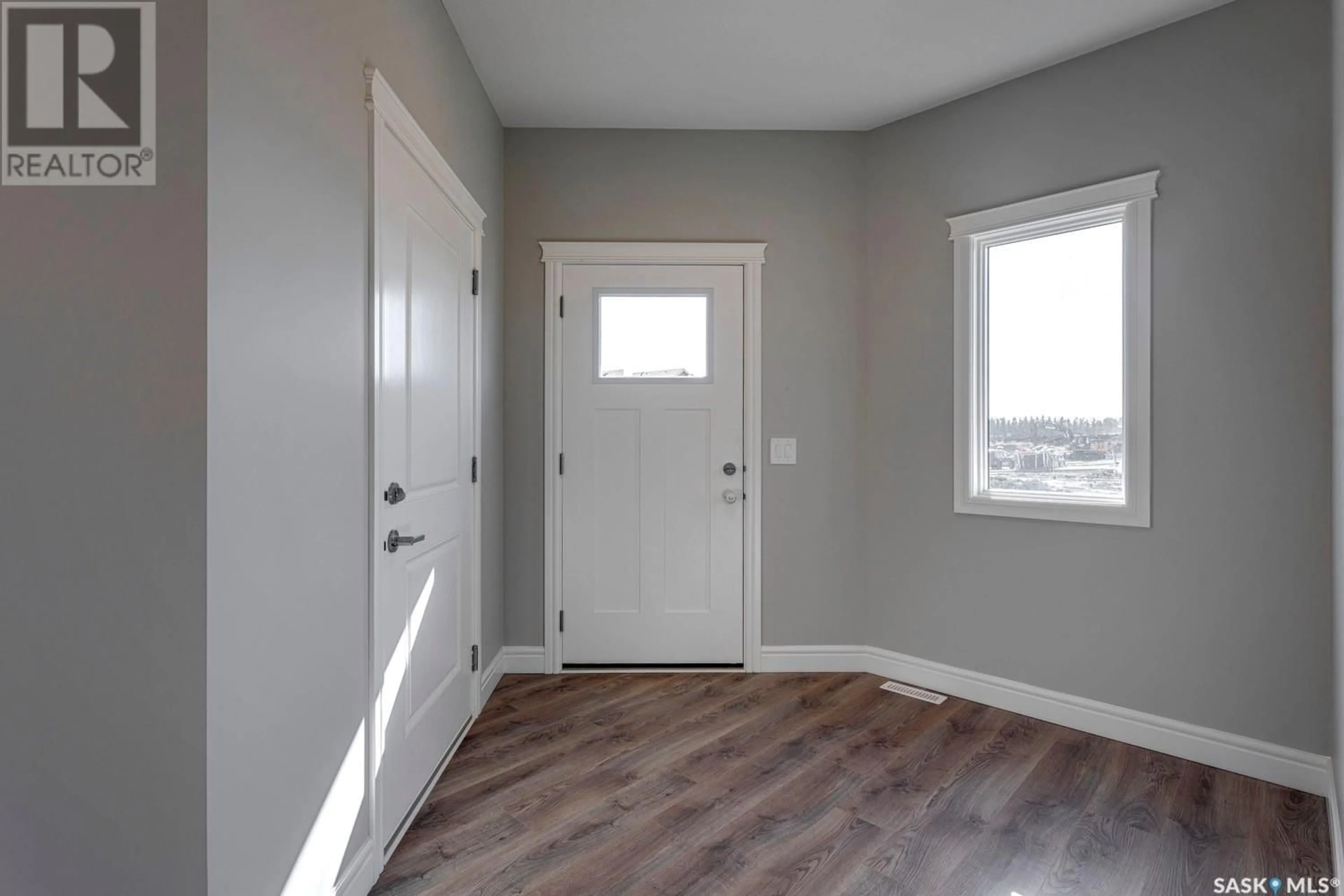 Indoor entryway, wood floors for 2968 Welby WAY, Regina Saskatchewan S4V4A2