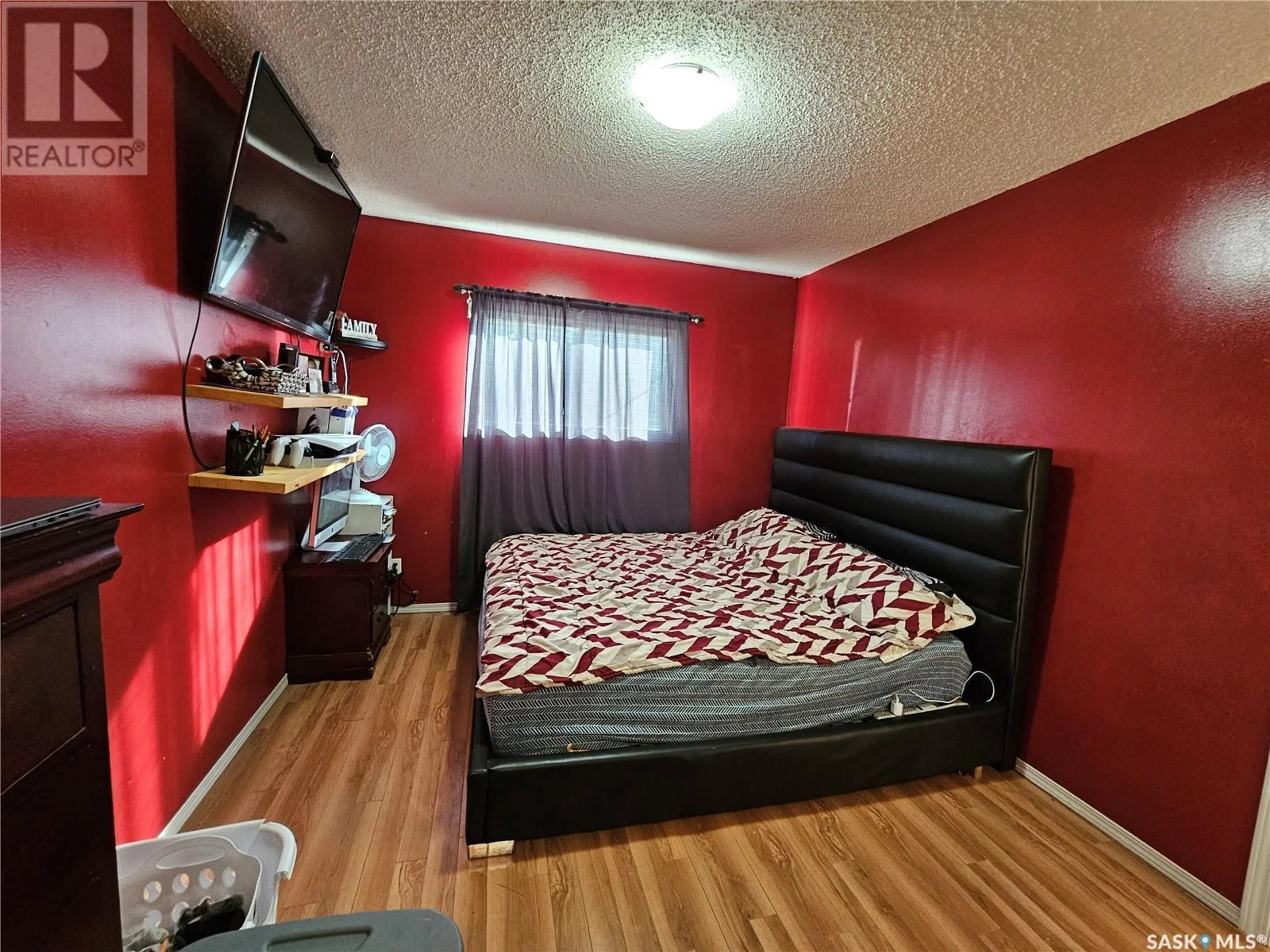 A pic of a room for 221 7TH AVENUE, Swift Current Saskatchewan S9H0Y9