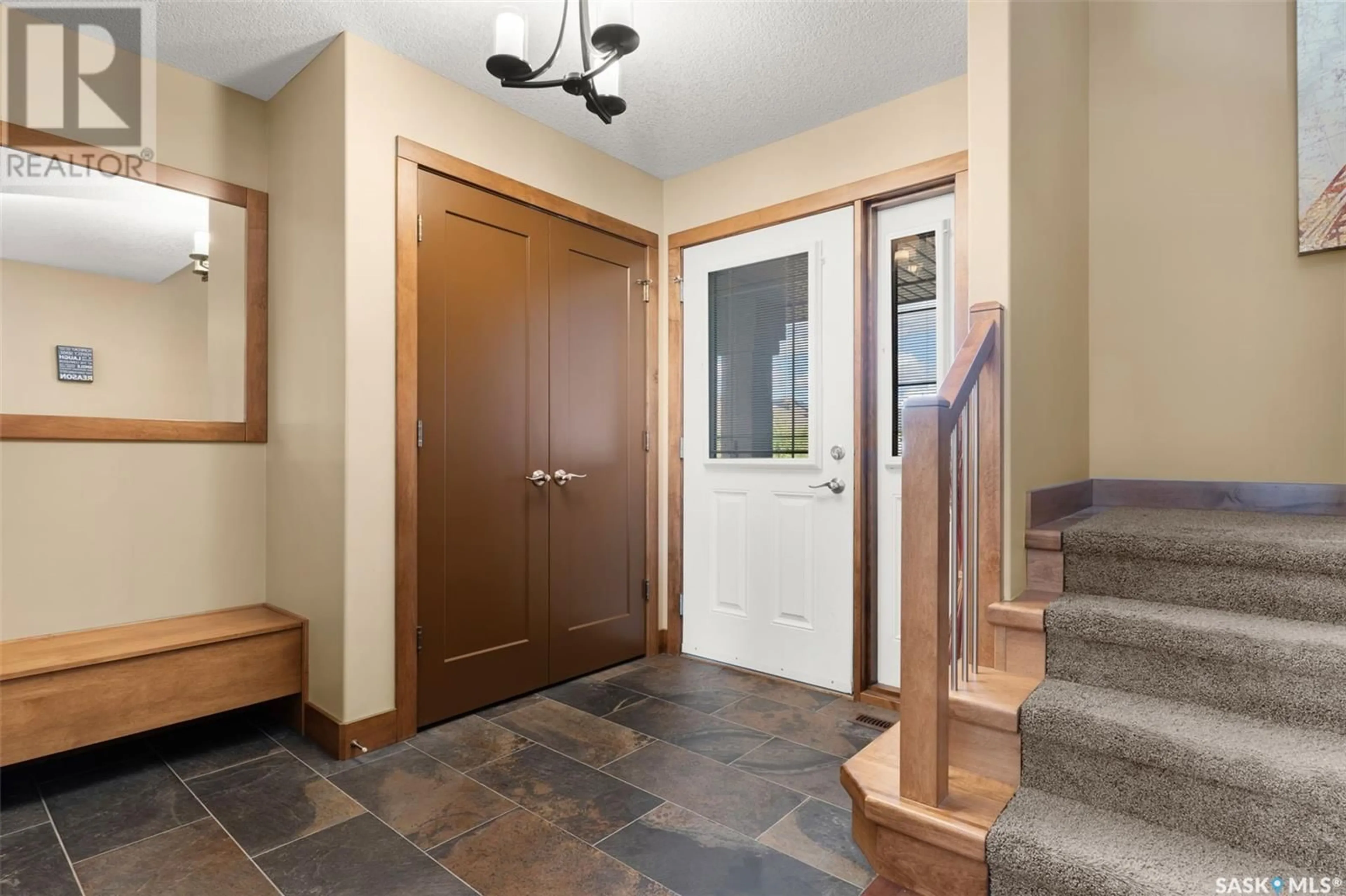 Indoor entryway for 3605 GREEN CEDAR COURT, Regina Saskatchewan S4V1M4