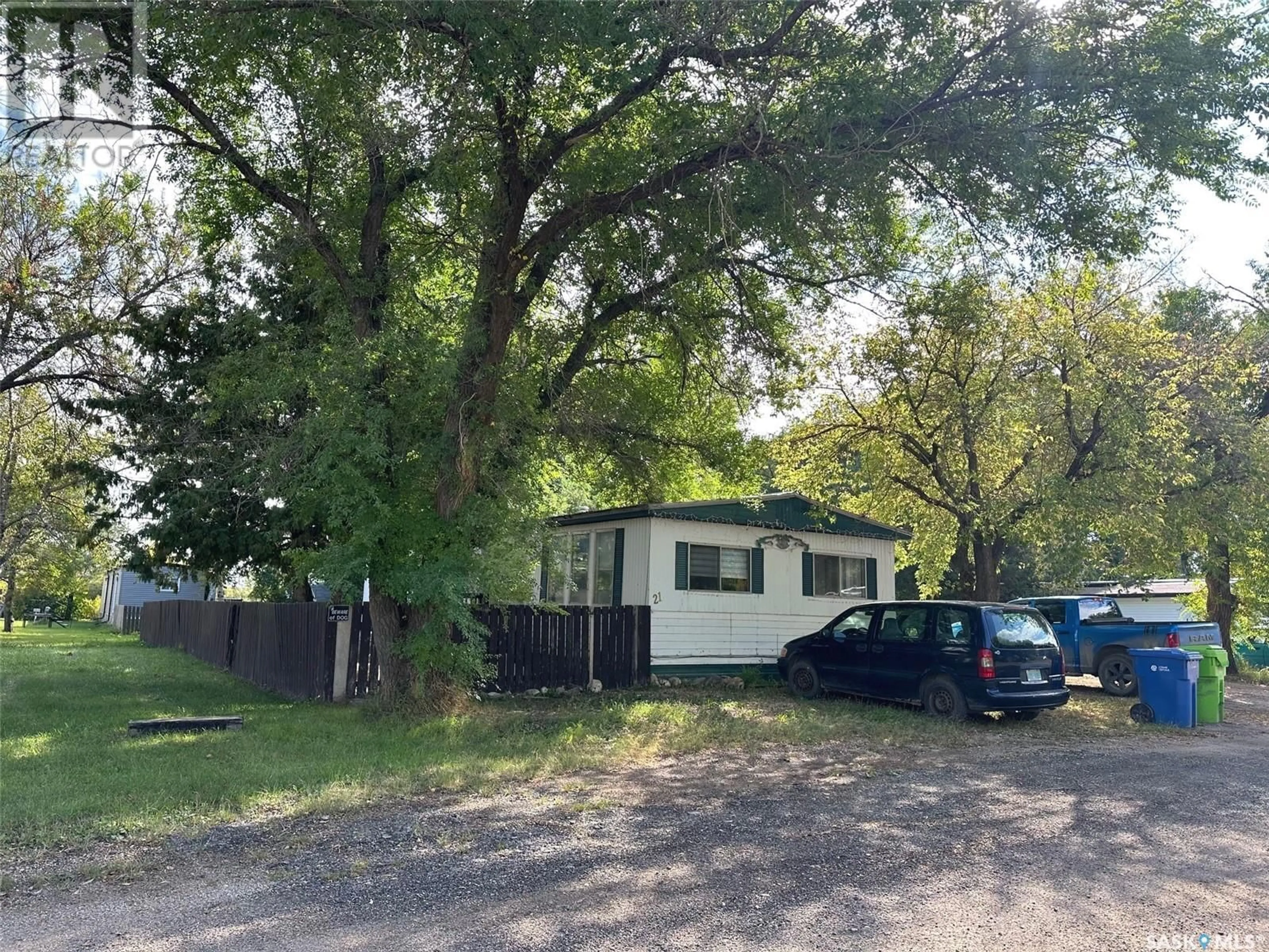 Outside view for 21 Blondeau AVENUE N, Fort Qu'Appelle Saskatchewan S0G1S0