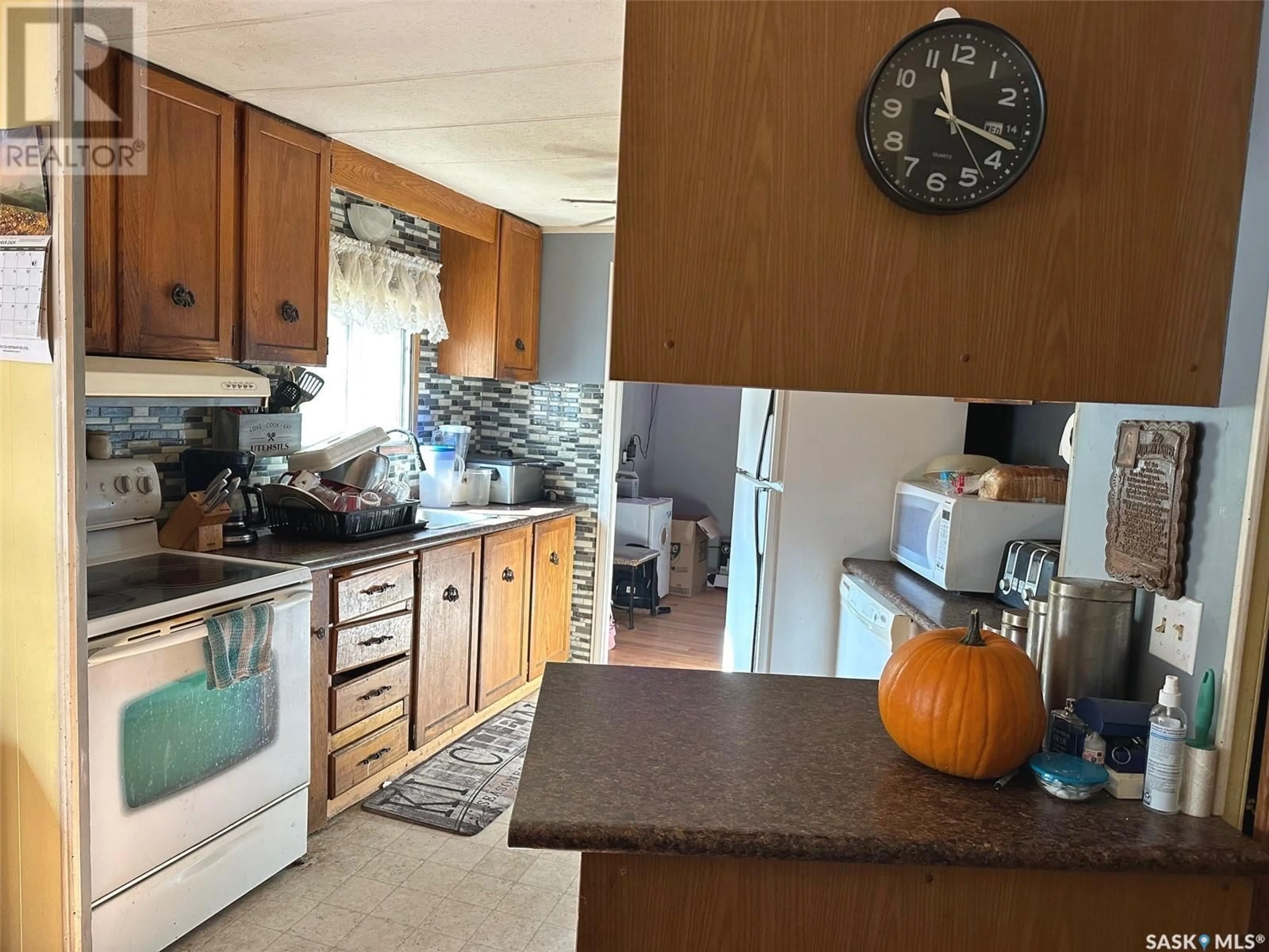 Kitchen for 21 Blondeau AVENUE N, Fort Qu'Appelle Saskatchewan S0G1S0