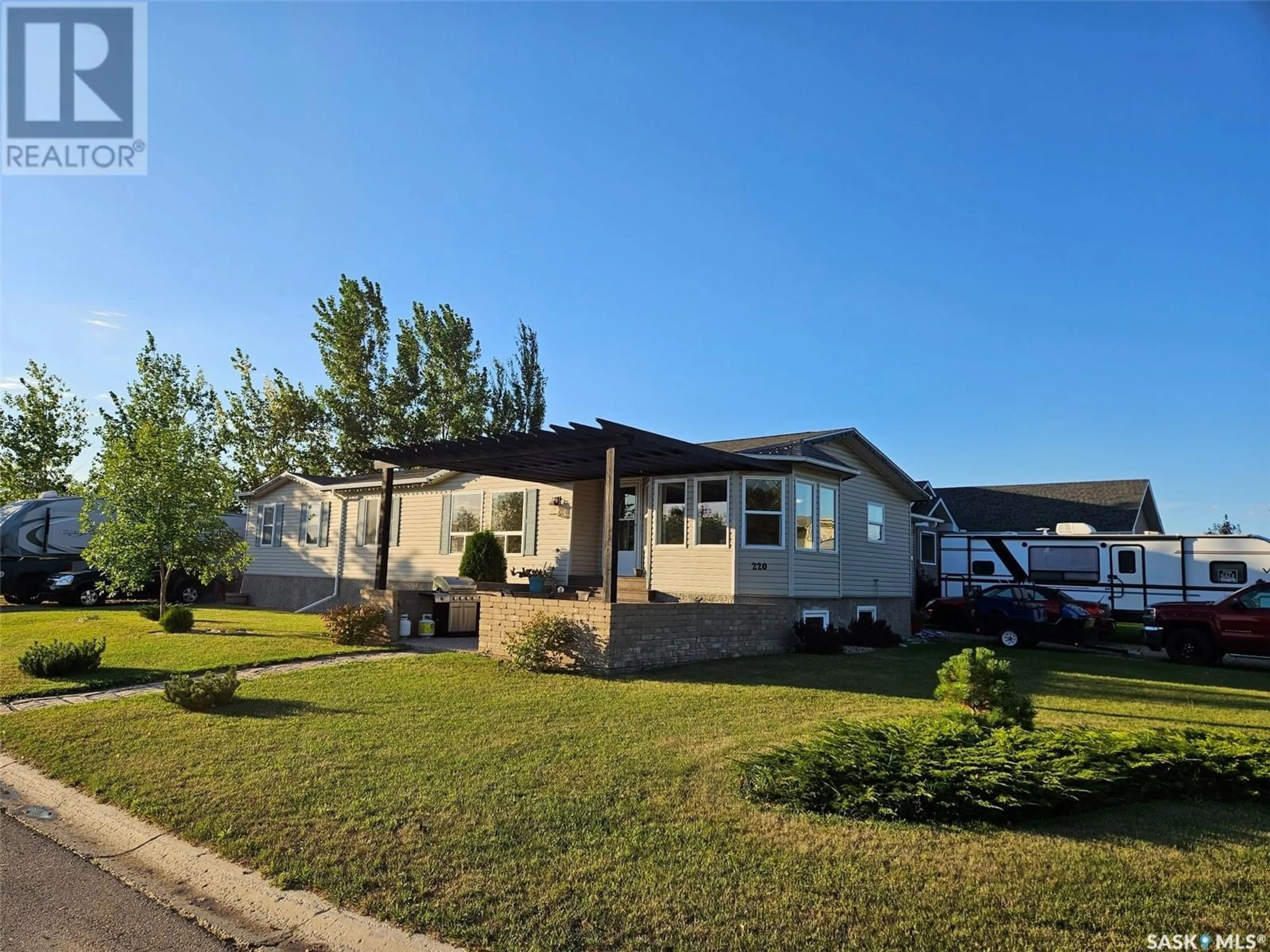 Frontside or backside of a home for 220 Fifth STREET, Carnduff Saskatchewan S0C0S0