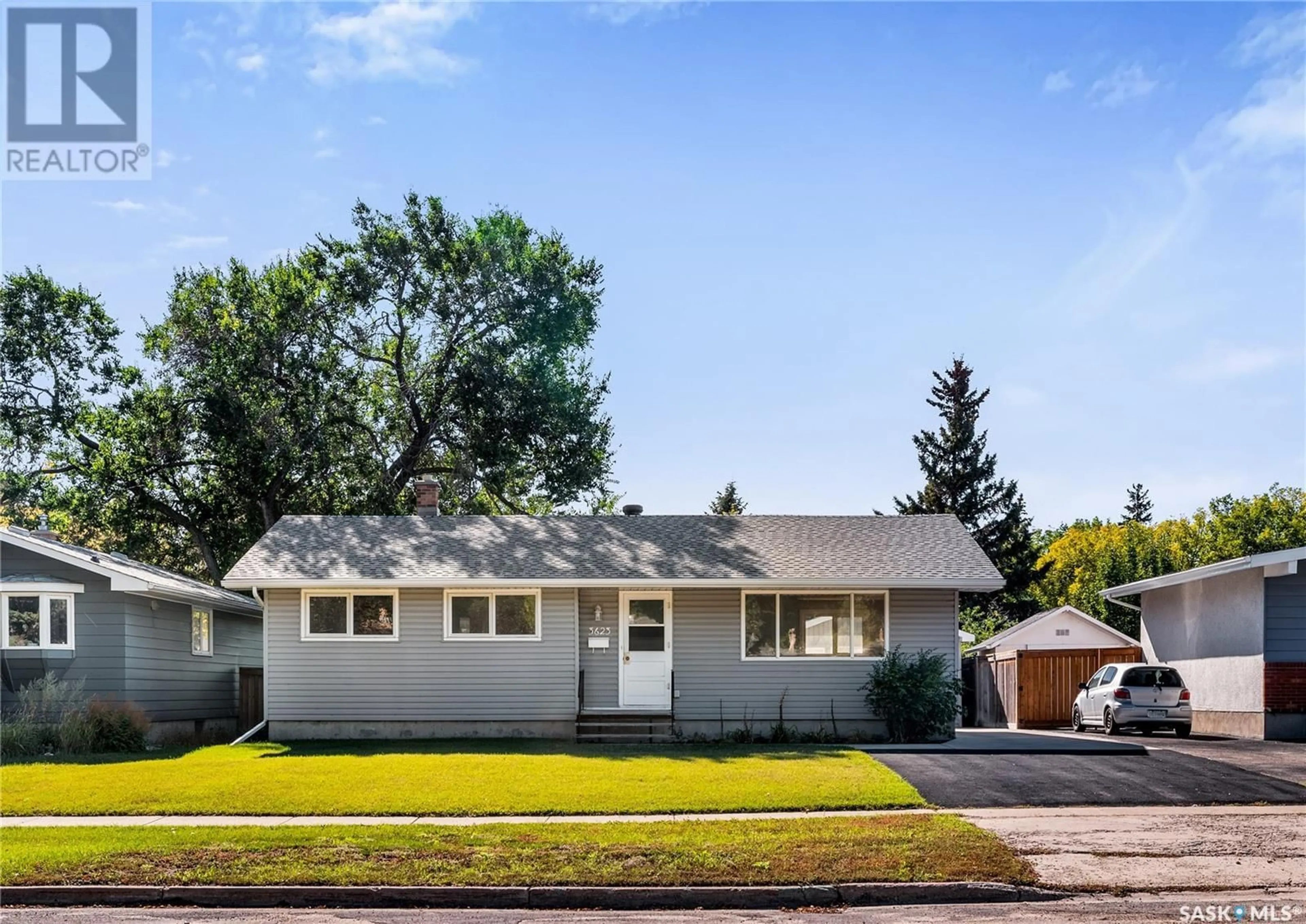 Frontside or backside of a home for 3623 25th AVENUE, Regina Saskatchewan S4S1L7