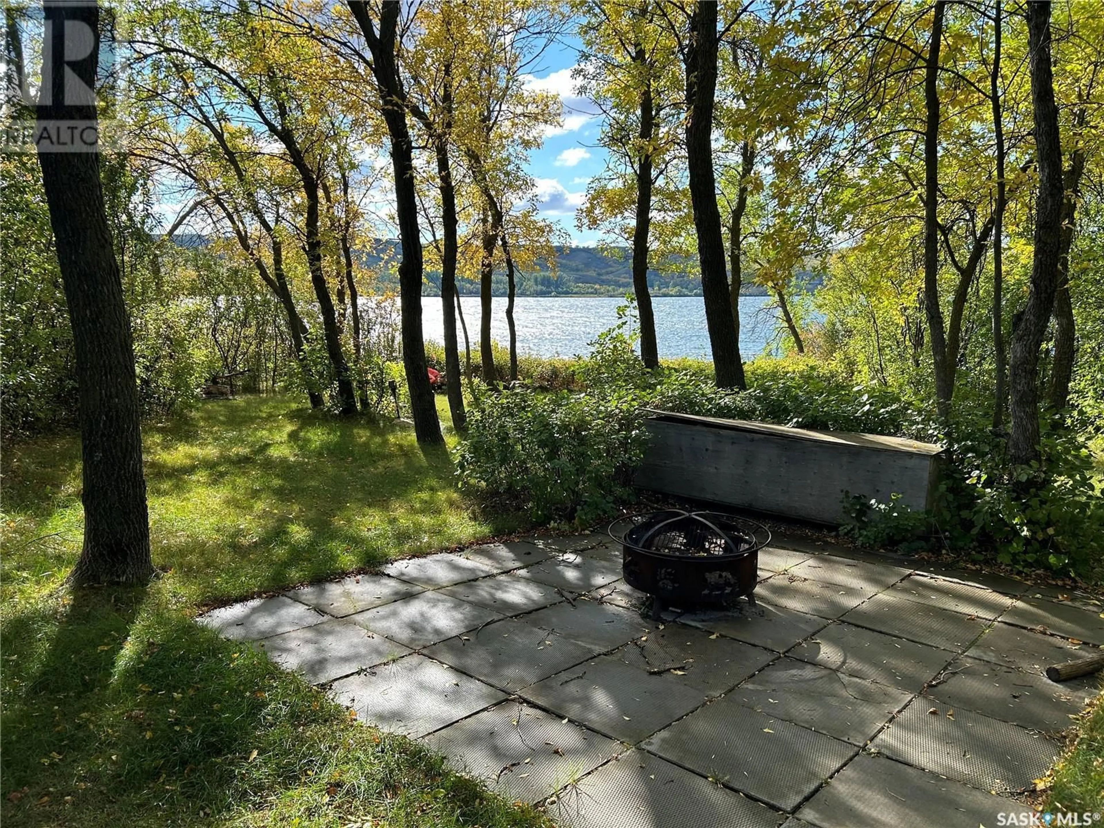 Patio, water/lake/river/ocean view for 142 GARWELL DRIVE, Buffalo Pound Lake Saskatchewan S0H0H0