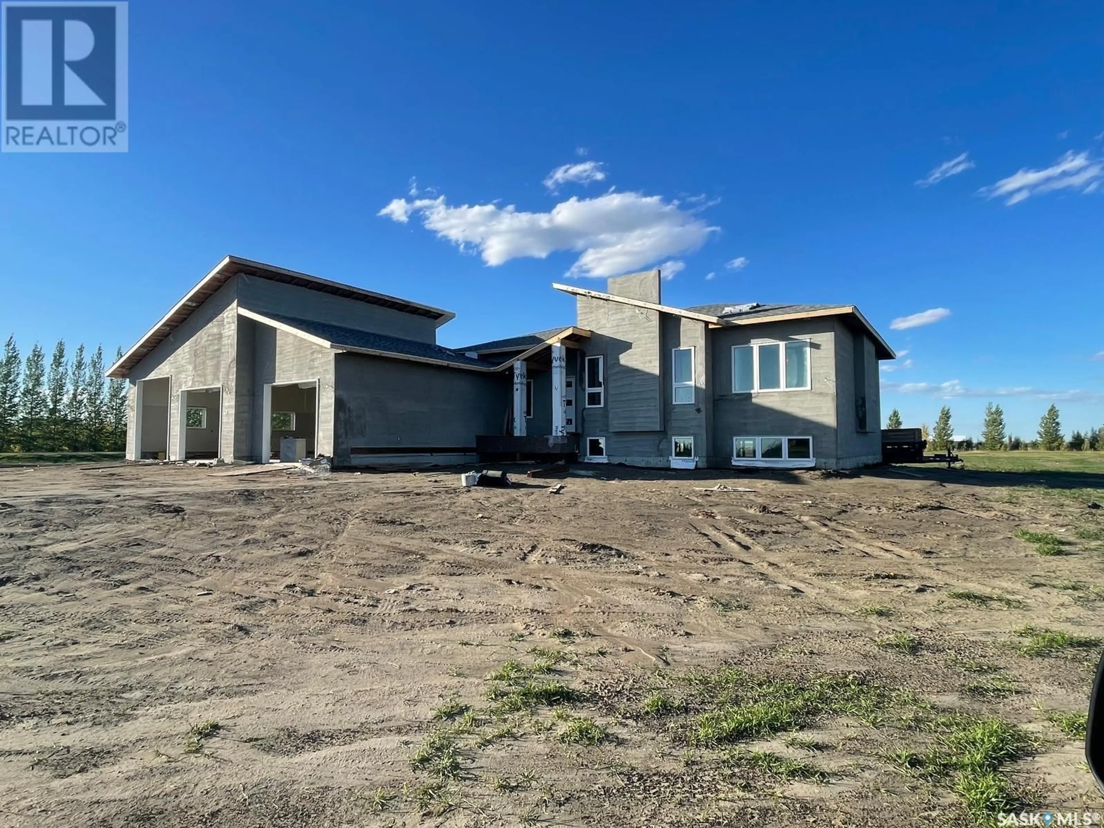 Frontside or backside of a home, the front or back of building for 107 Rider PLACE, Dundurn Rm No. 314 Saskatchewan S7C0B6