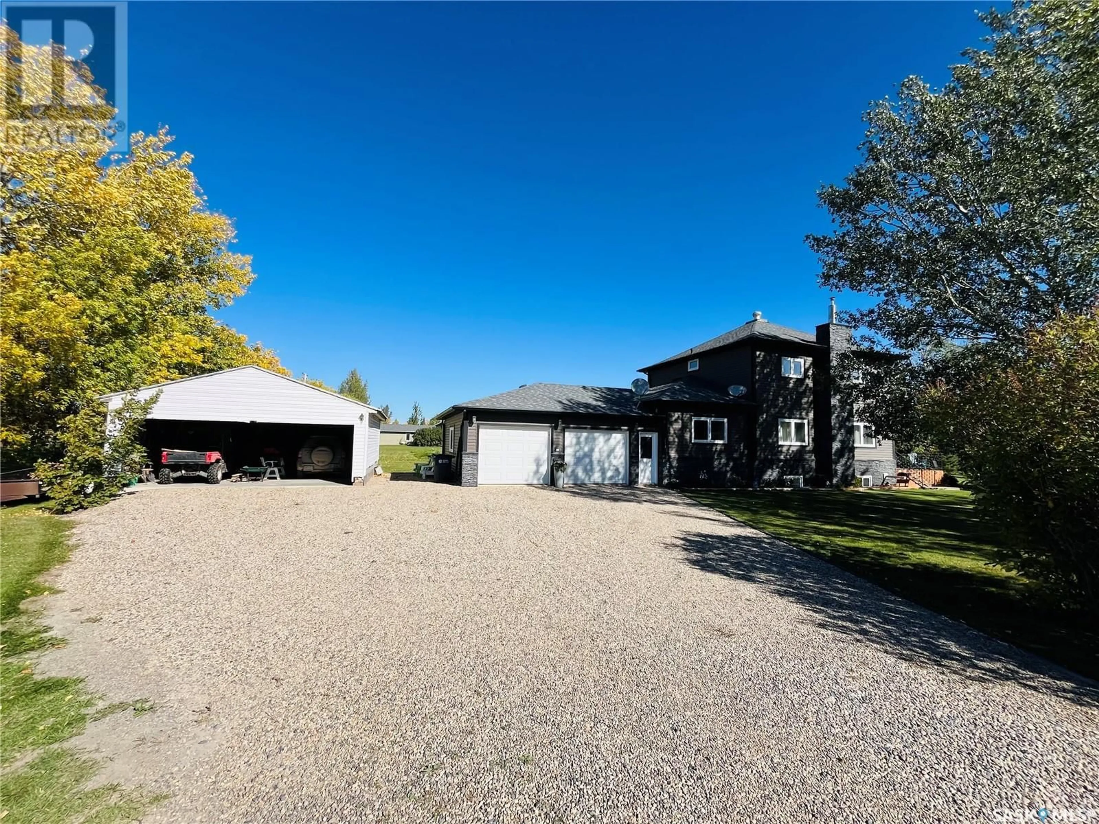 A pic from outside/outdoor area/front of a property/back of a property/a pic from drone, street for 212 QU'APPELLE STREET, Welwyn Saskatchewan S0A4L0