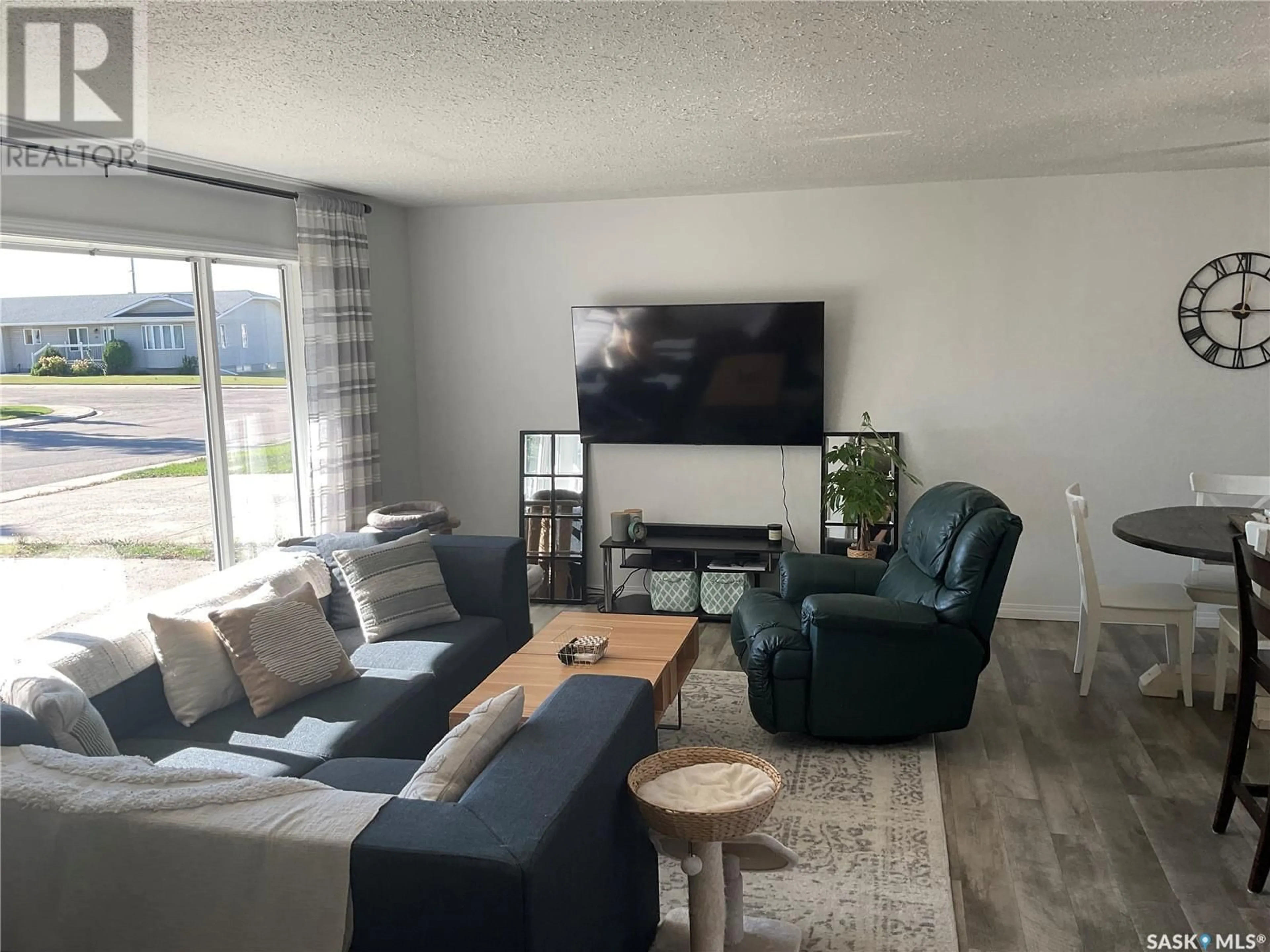 Living room, wood floors for 212 7th STREET S, Wakaw Saskatchewan S0K4P0