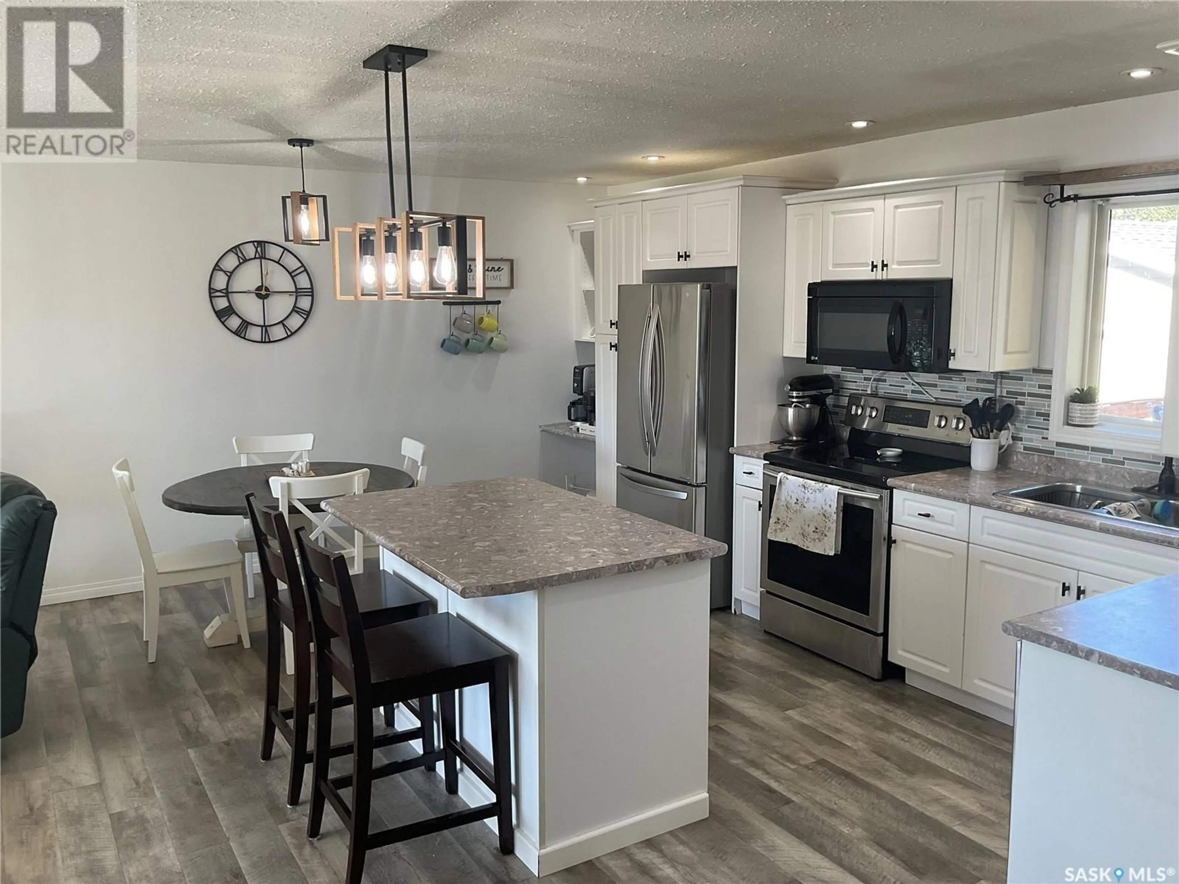 Open concept kitchen for 212 7th STREET S, Wakaw Saskatchewan S0K4P0