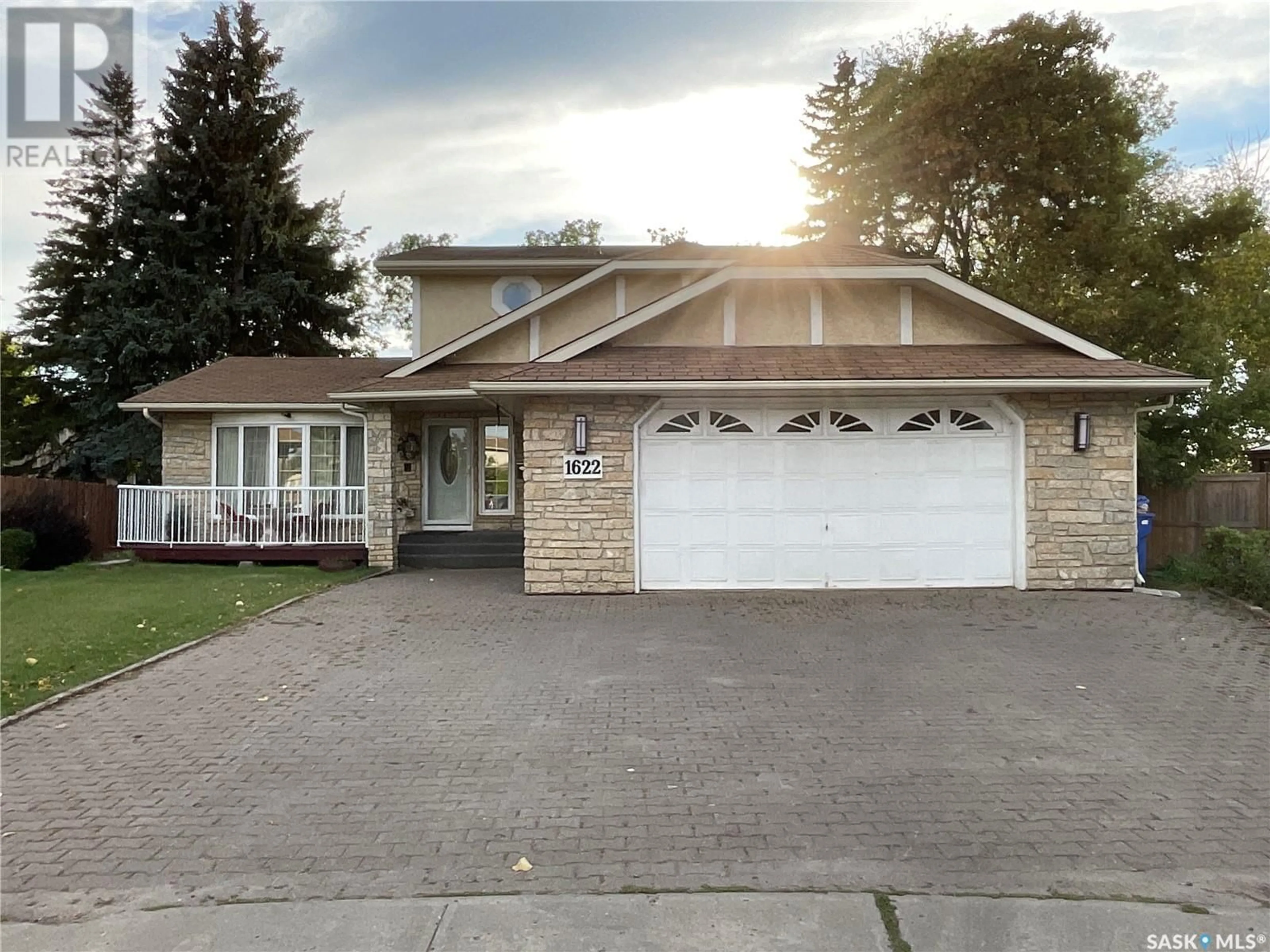 Frontside or backside of a home for 1622 BENSON BAY, Regina Saskatchewan S4V1S7