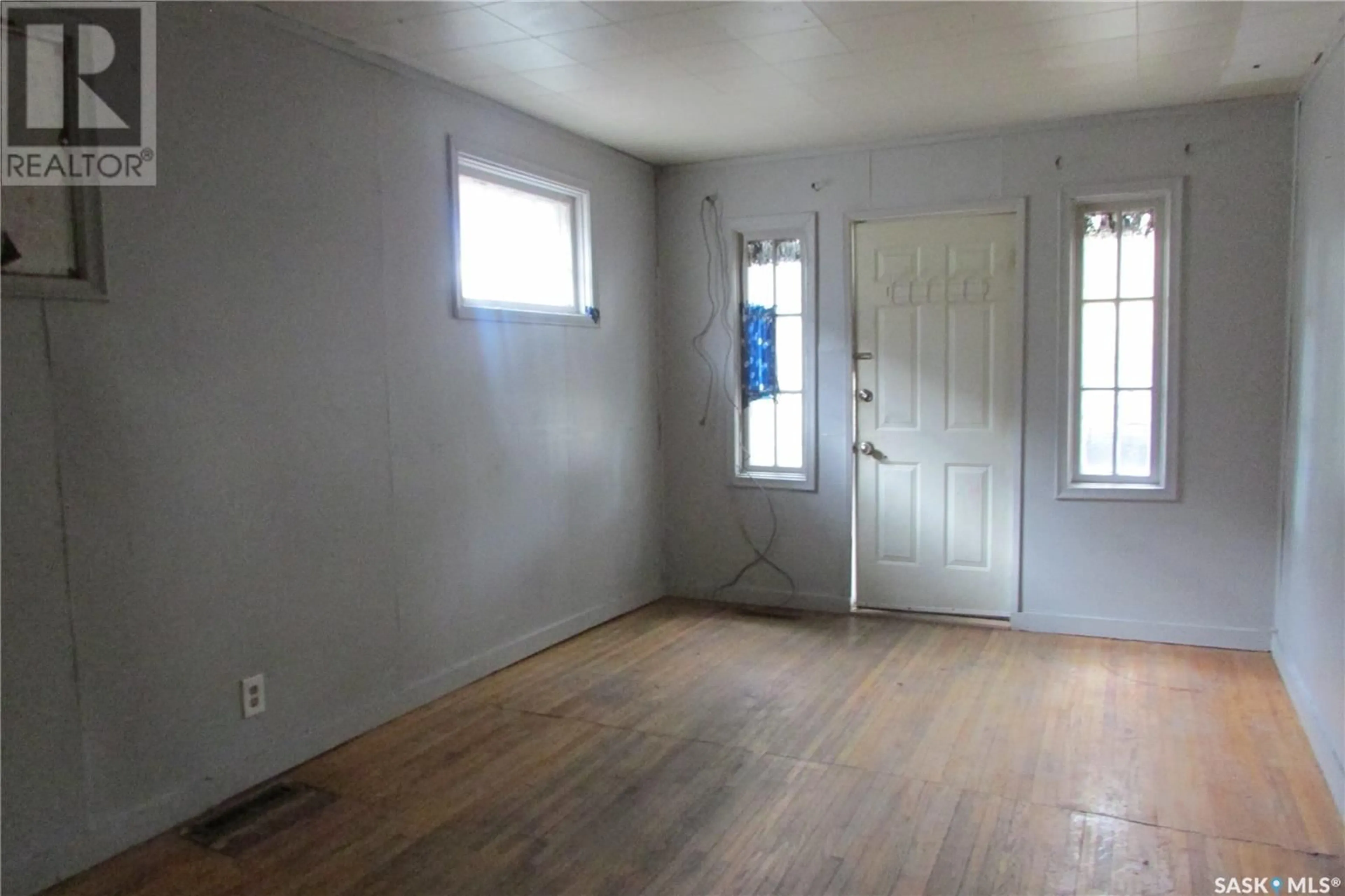 A pic of a room, unknown floor for 1037 Broder STREET, Regina Saskatchewan S4N3P8