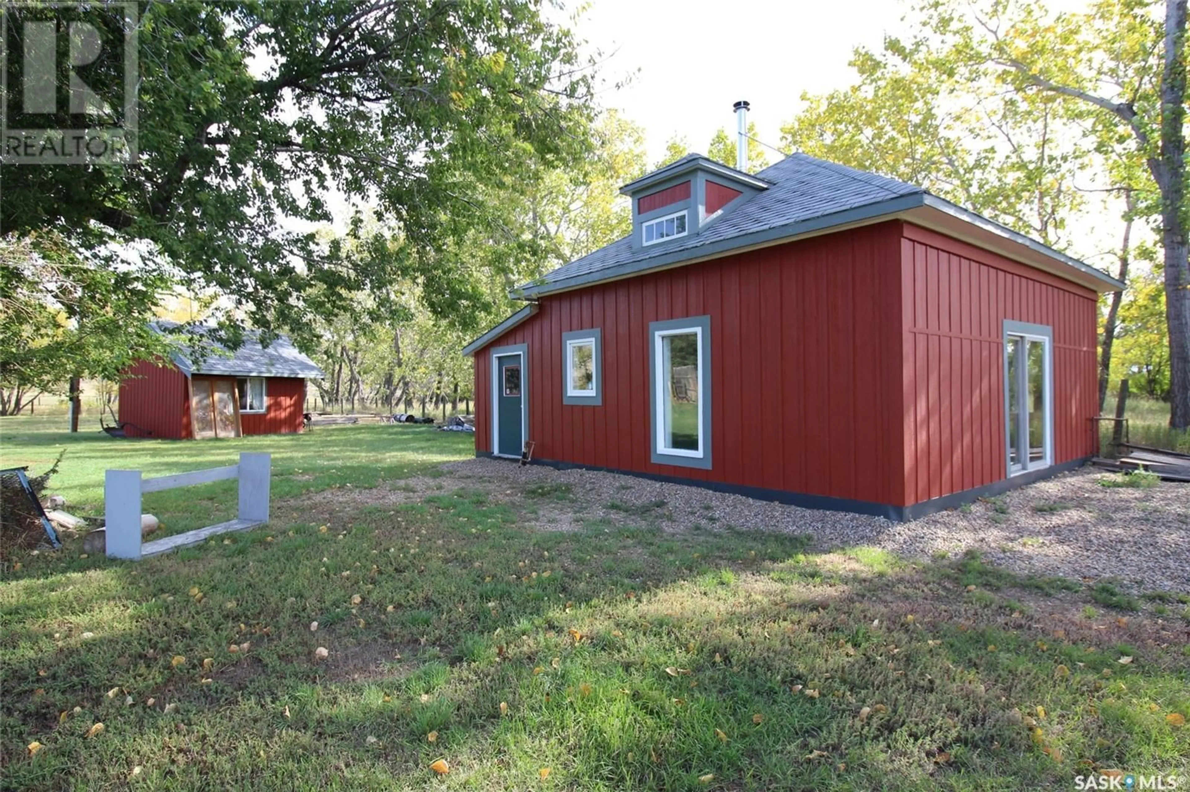 Shed for 0 Chimney Coulee ROAD, Eastend Saskatchewan S0N0T0