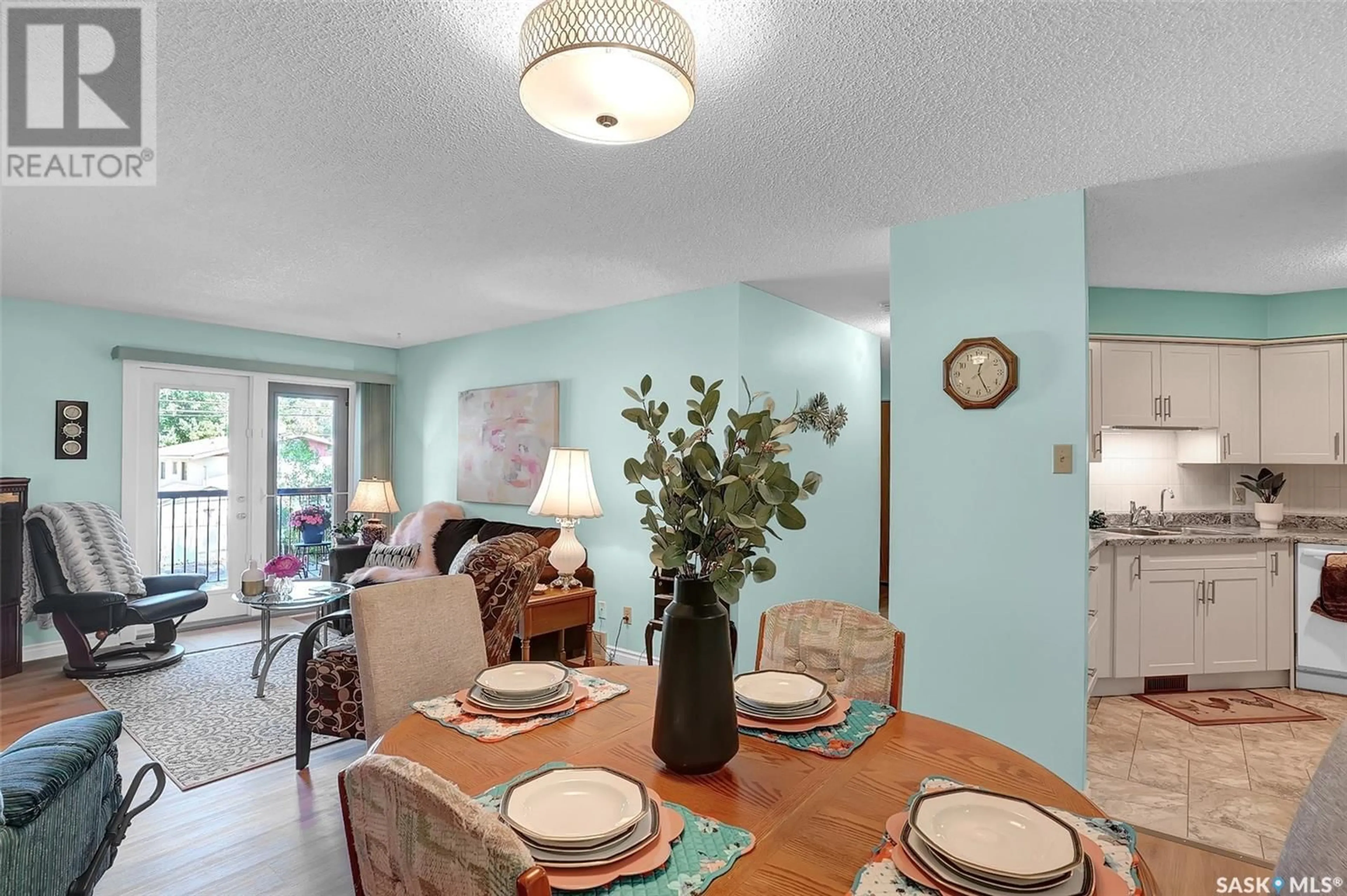 Dining room, wood floors, cottage for 103 250 Athabasca STREET E, Moose Jaw Saskatchewan S6H0L5