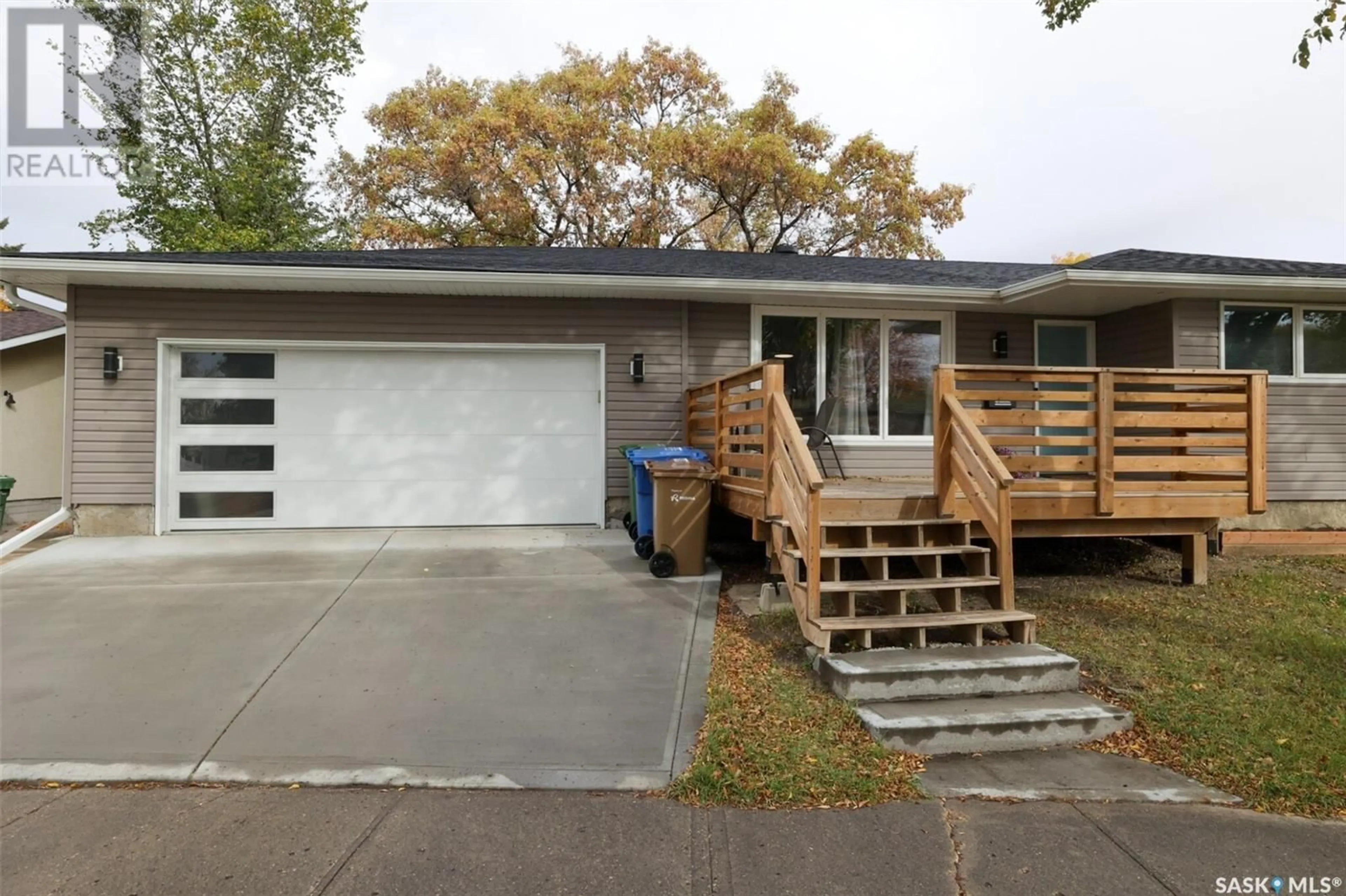 Frontside or backside of a home for 74 WEEKES CRESCENT, Regina Saskatchewan S4R6X9